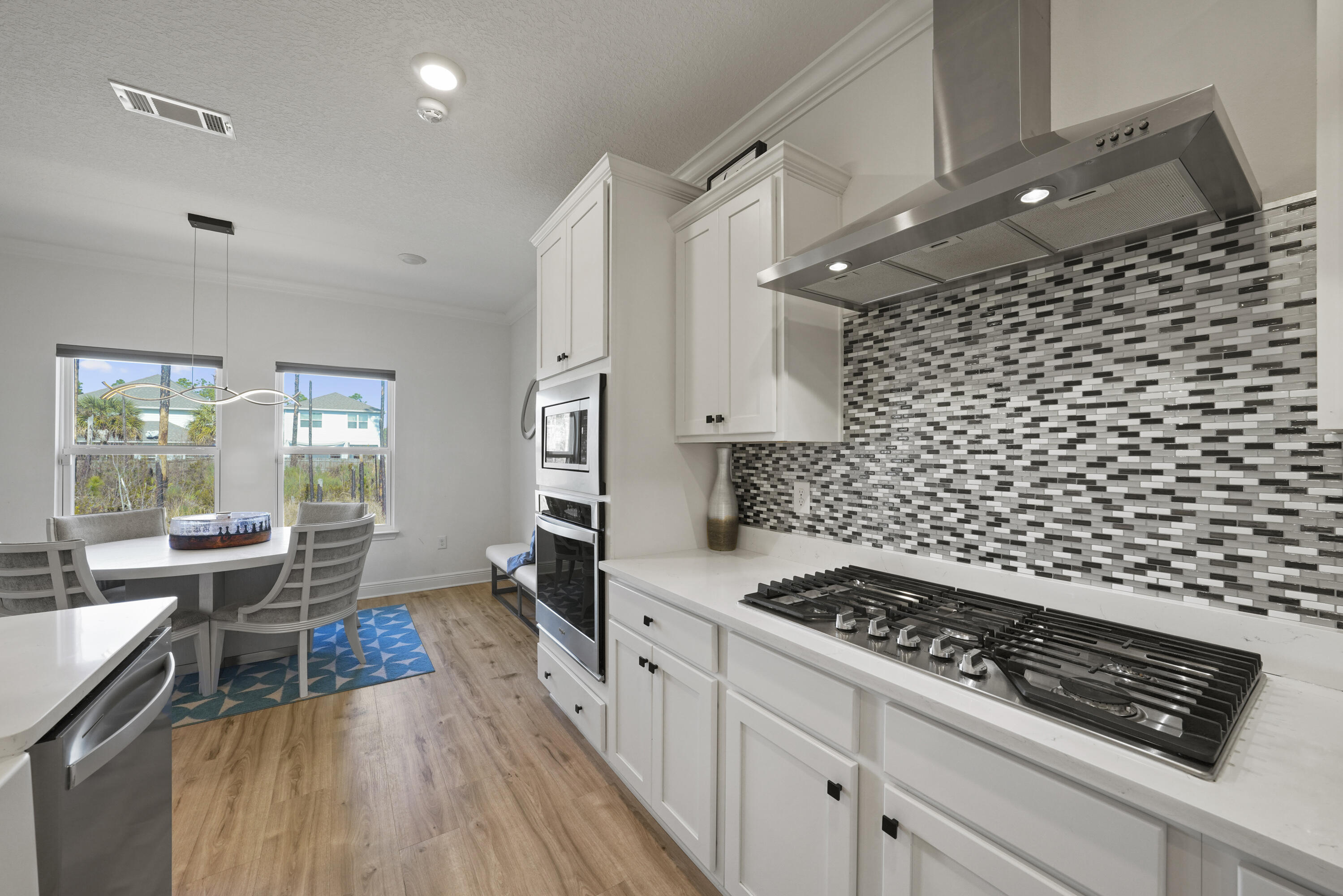 LAKEVIEW S/D - Residential