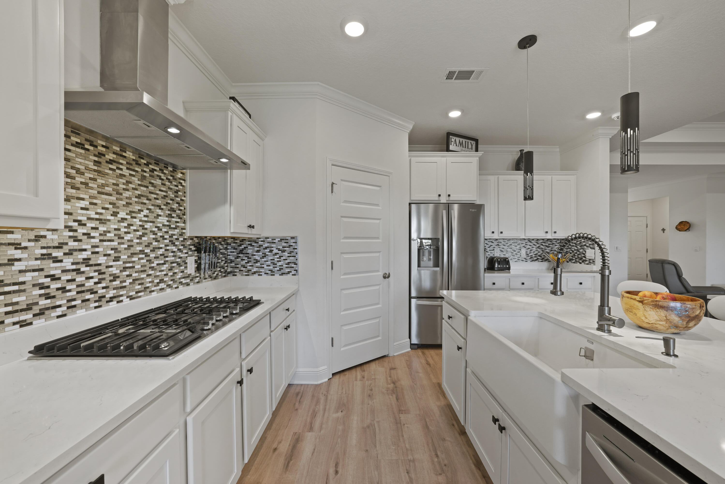 LAKEVIEW S/D - Residential