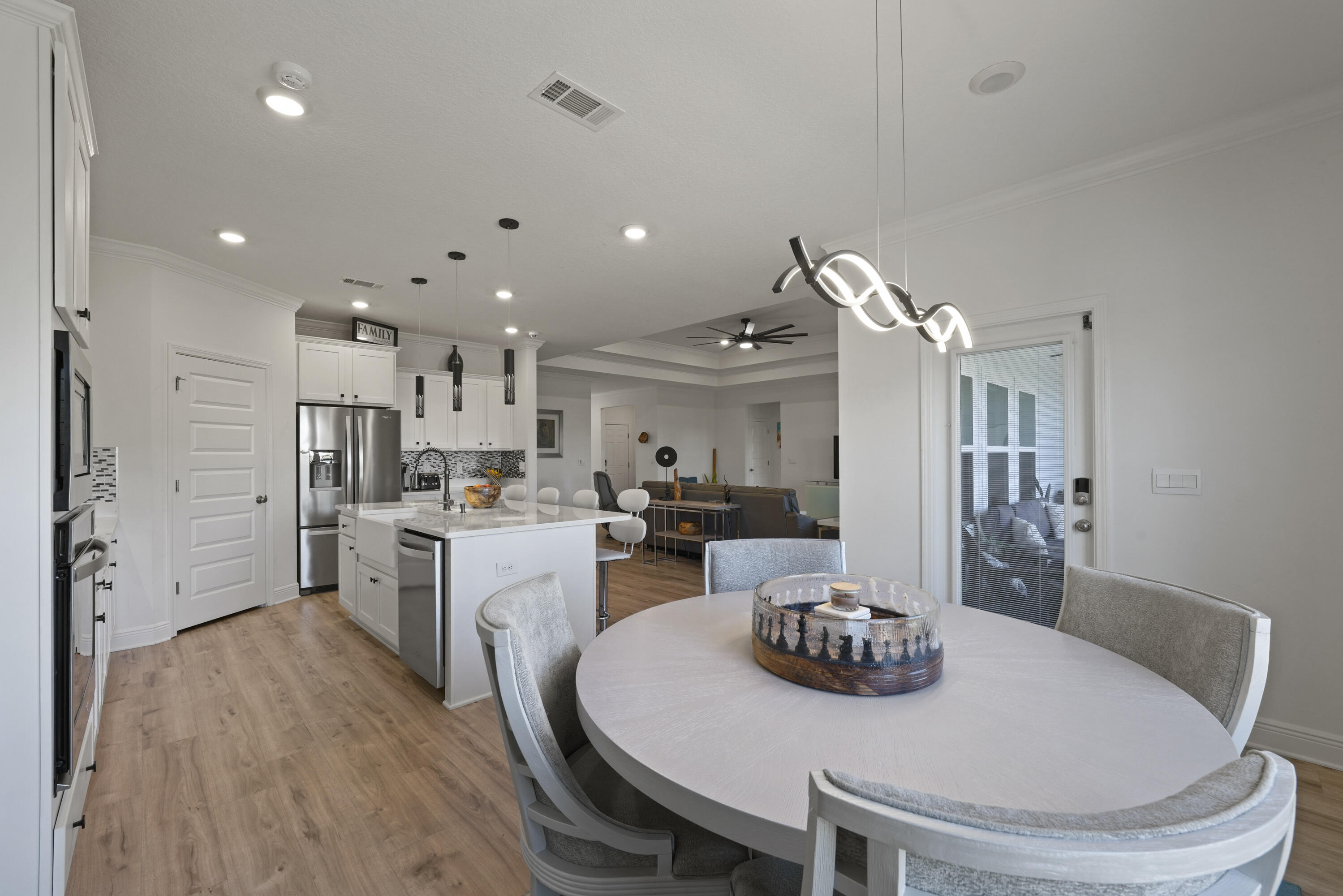 LAKEVIEW S/D - Residential