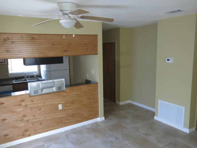 SUNSET STRIP - Residential Lease