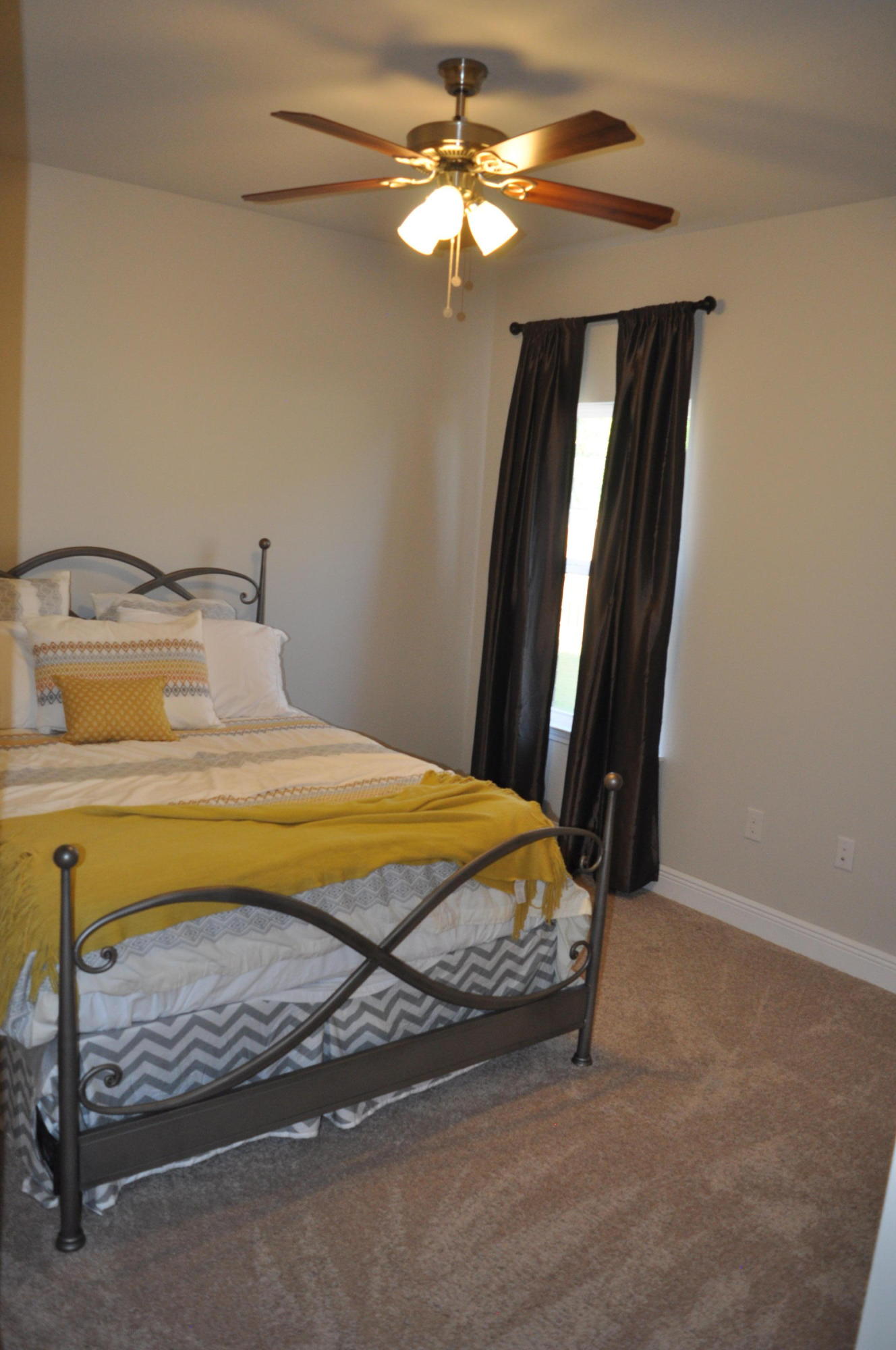 HAMMOCK BAY - Residential Lease