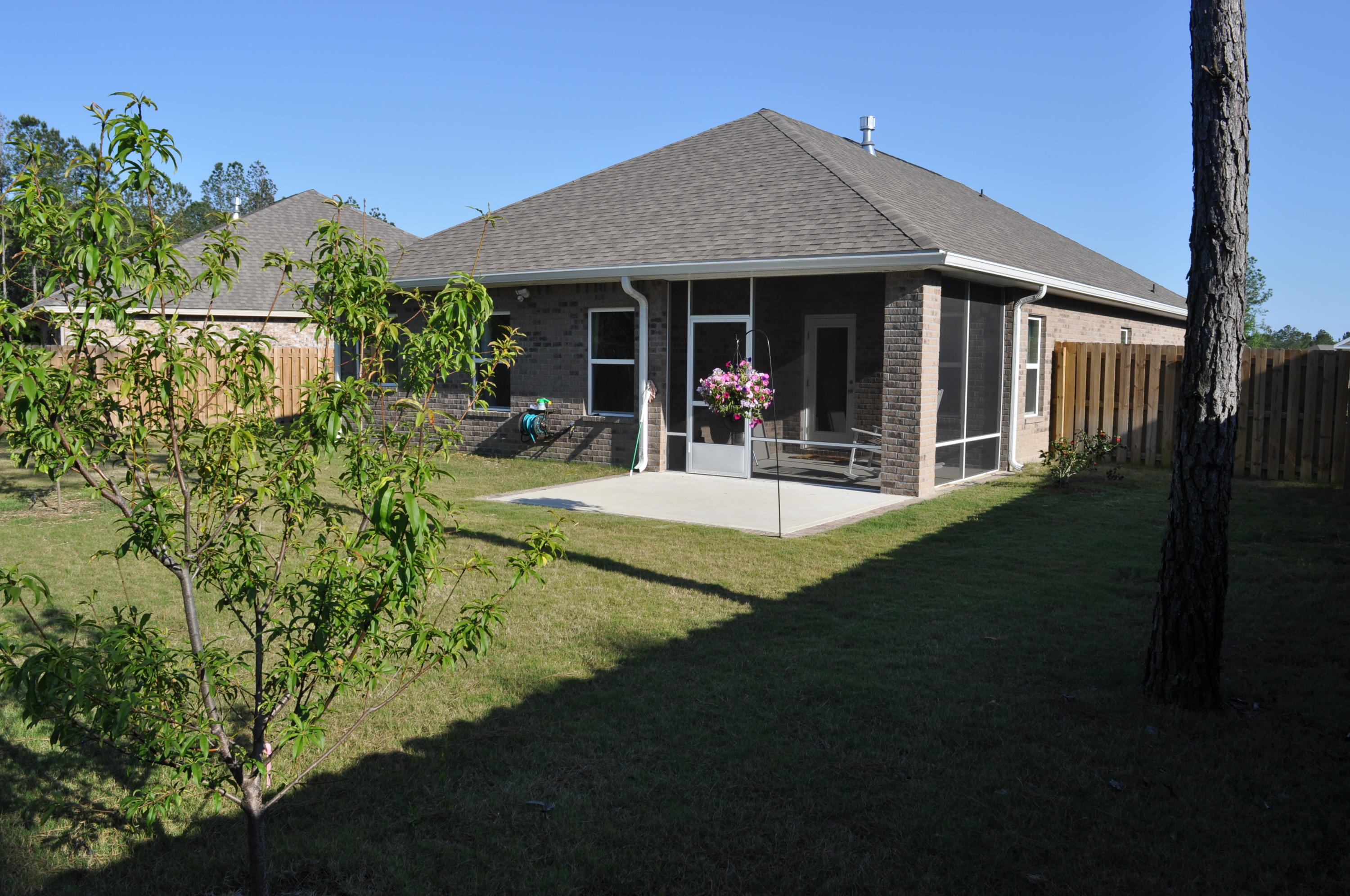 HAMMOCK BAY - Residential Lease