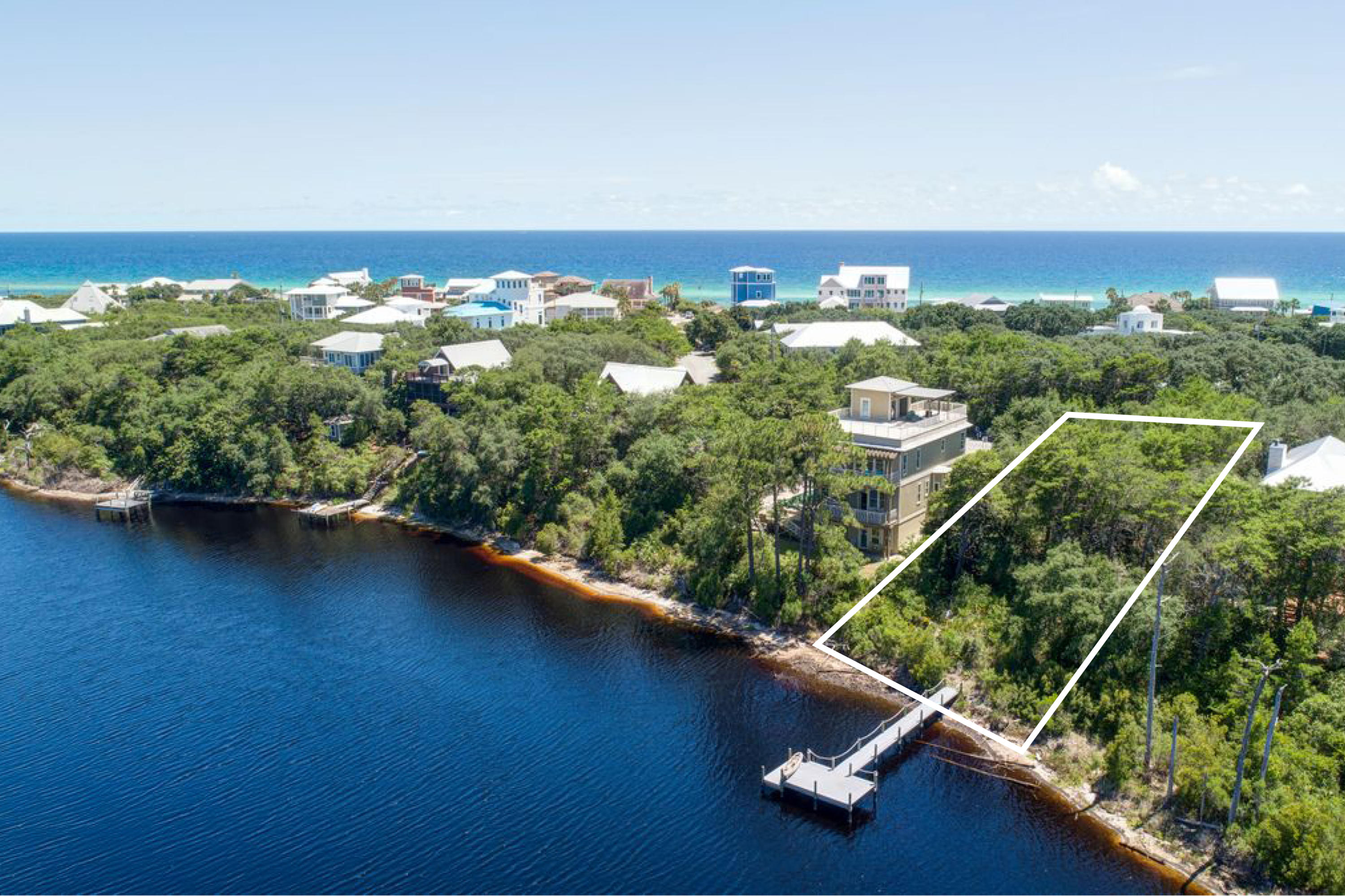 BLUE MOUNTAIN BEACH - Land