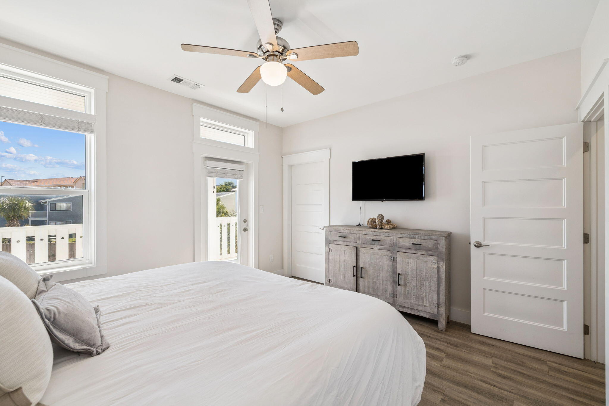 Surfsong Estates - Residential