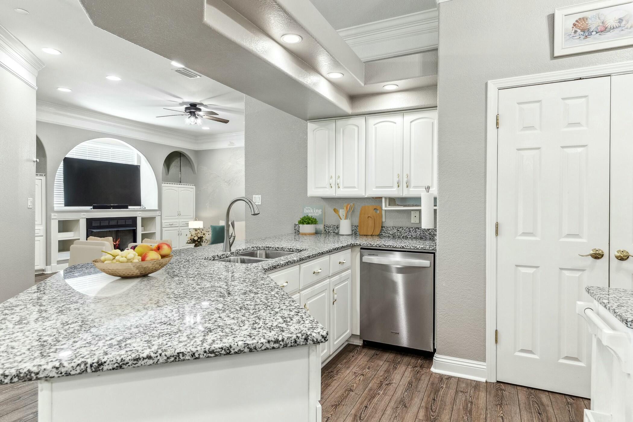 FISCHERS LANDING - Residential