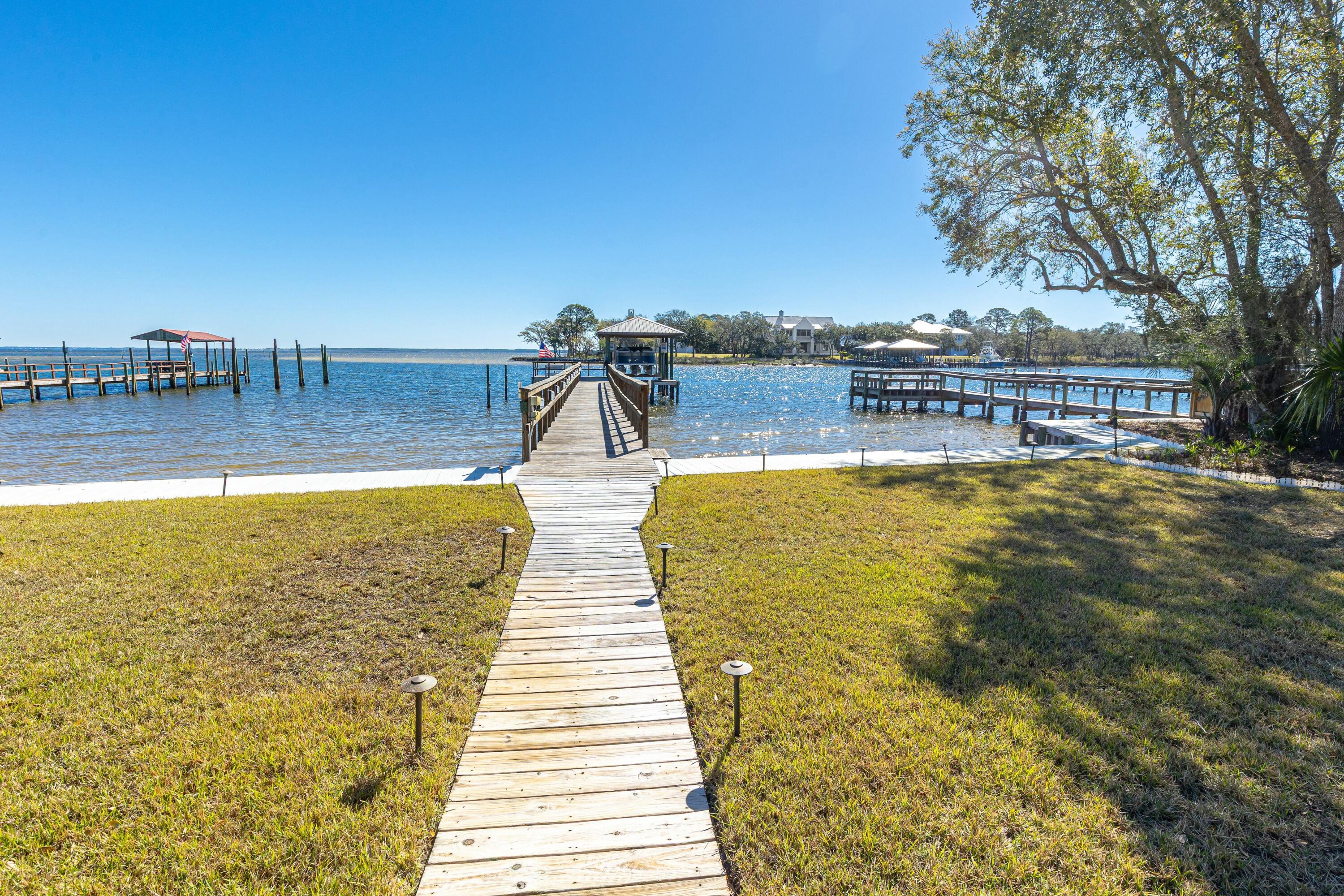 FISCHERS LANDING - Residential