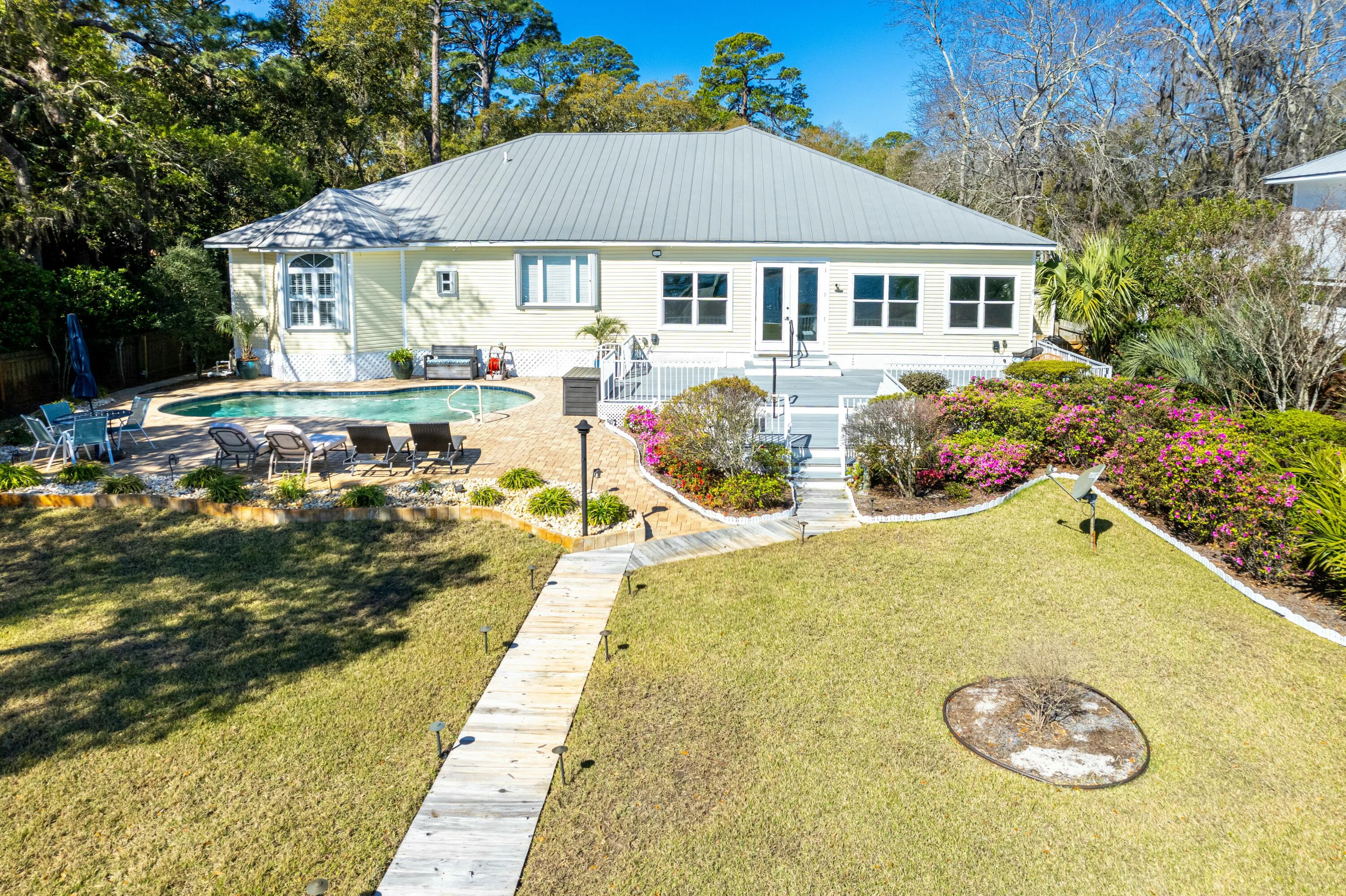 FISCHERS LANDING - Residential