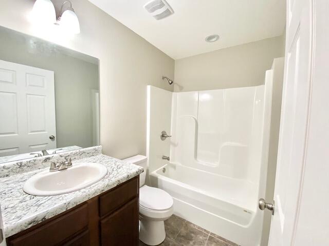OAKWOOD HILLS UNIT 3 - Residential Lease