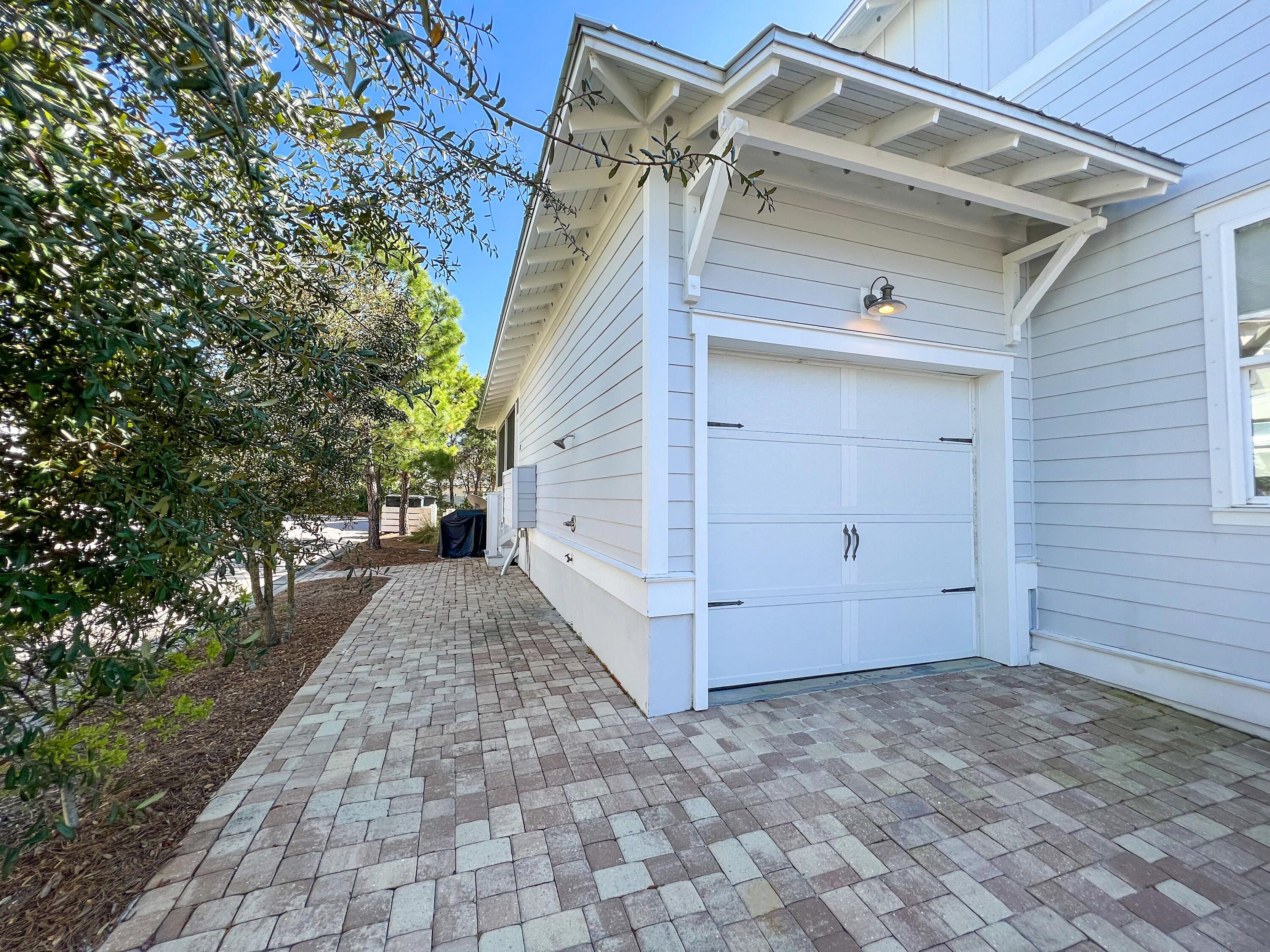 HIGHLAND PARKS - Residential