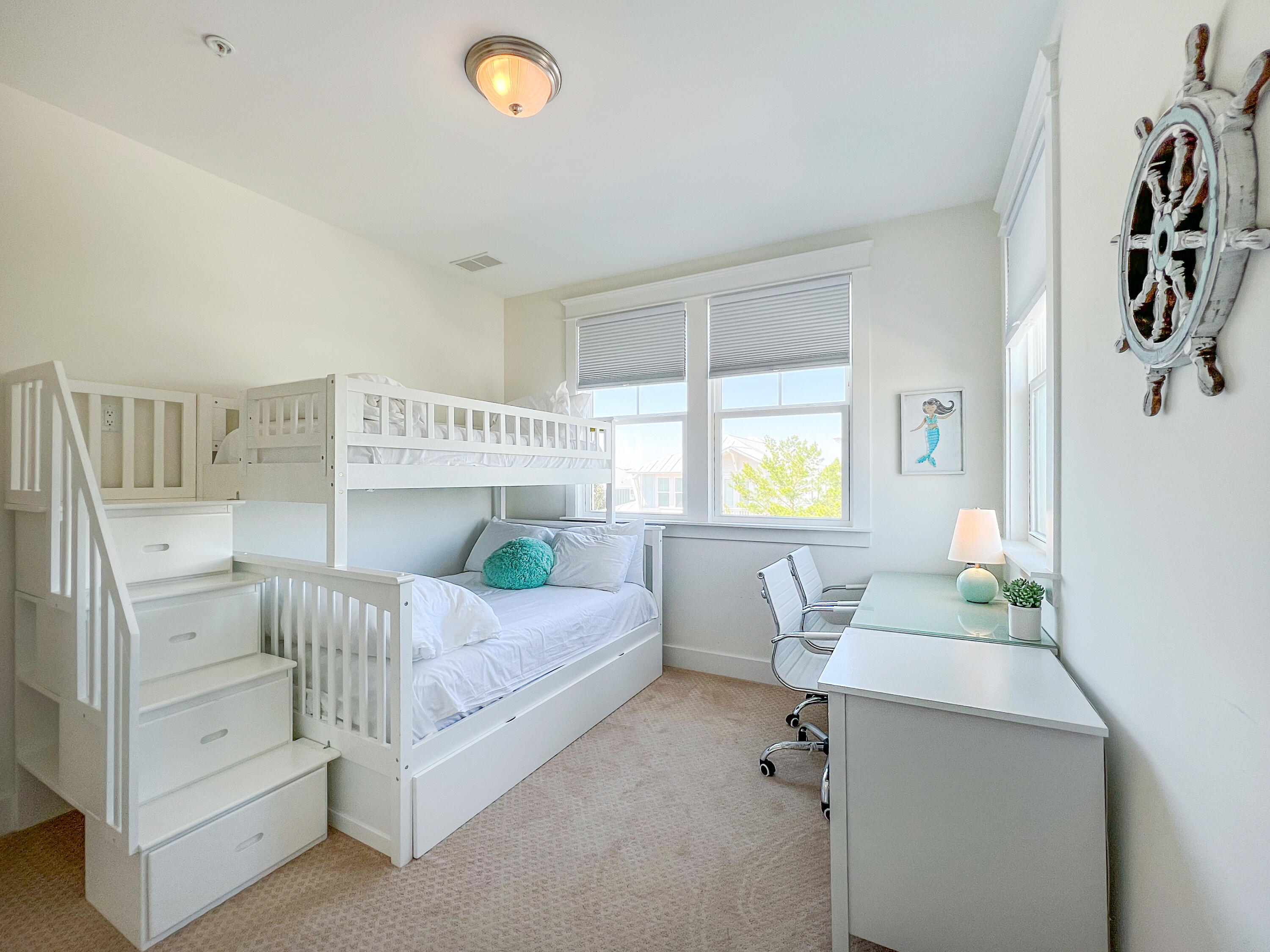 HIGHLAND PARKS - Residential