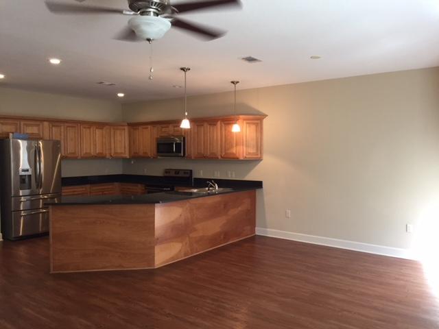ARBOR LAKE PHASE II - Residential Lease