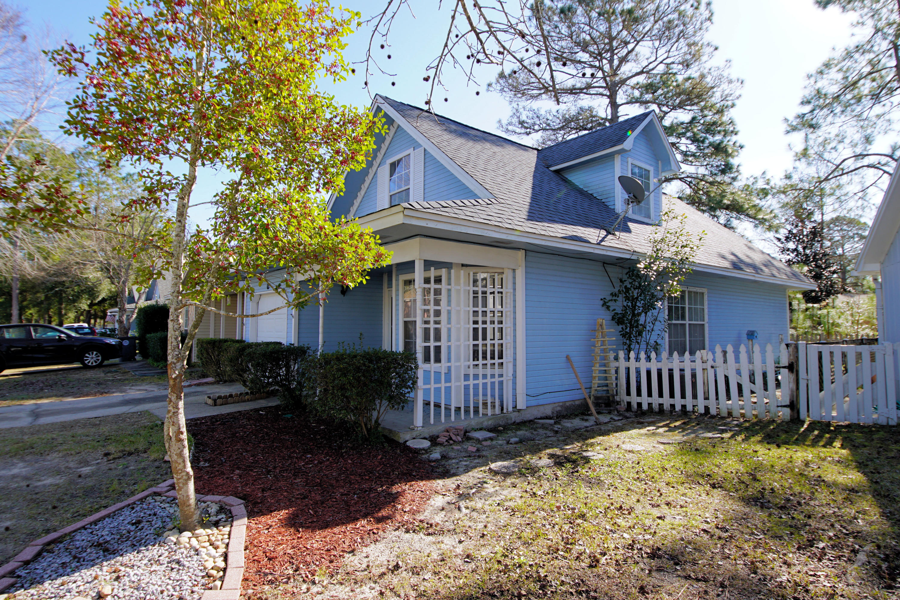 BUYER GOT COLD FEET. Great opportunity to own your own home! Centrally Located. Freshly Painted. This Home is Ready for You to Move in. Two Bedrooms Downstairs with the Master Bedroom Upstairs. The Interior Balcony Make a Great Office Space or Crib Area. Lots of Light Comes into the Main Vaulted Living Area which is Adjacent to the Dining Room. The Galley Kitchen is Close by and Offers Plenty of Cabinet Space. The Back Yard abuts the Common Area and is Fenced, so Plenty of Privacy! Buyer to verify all measurements.