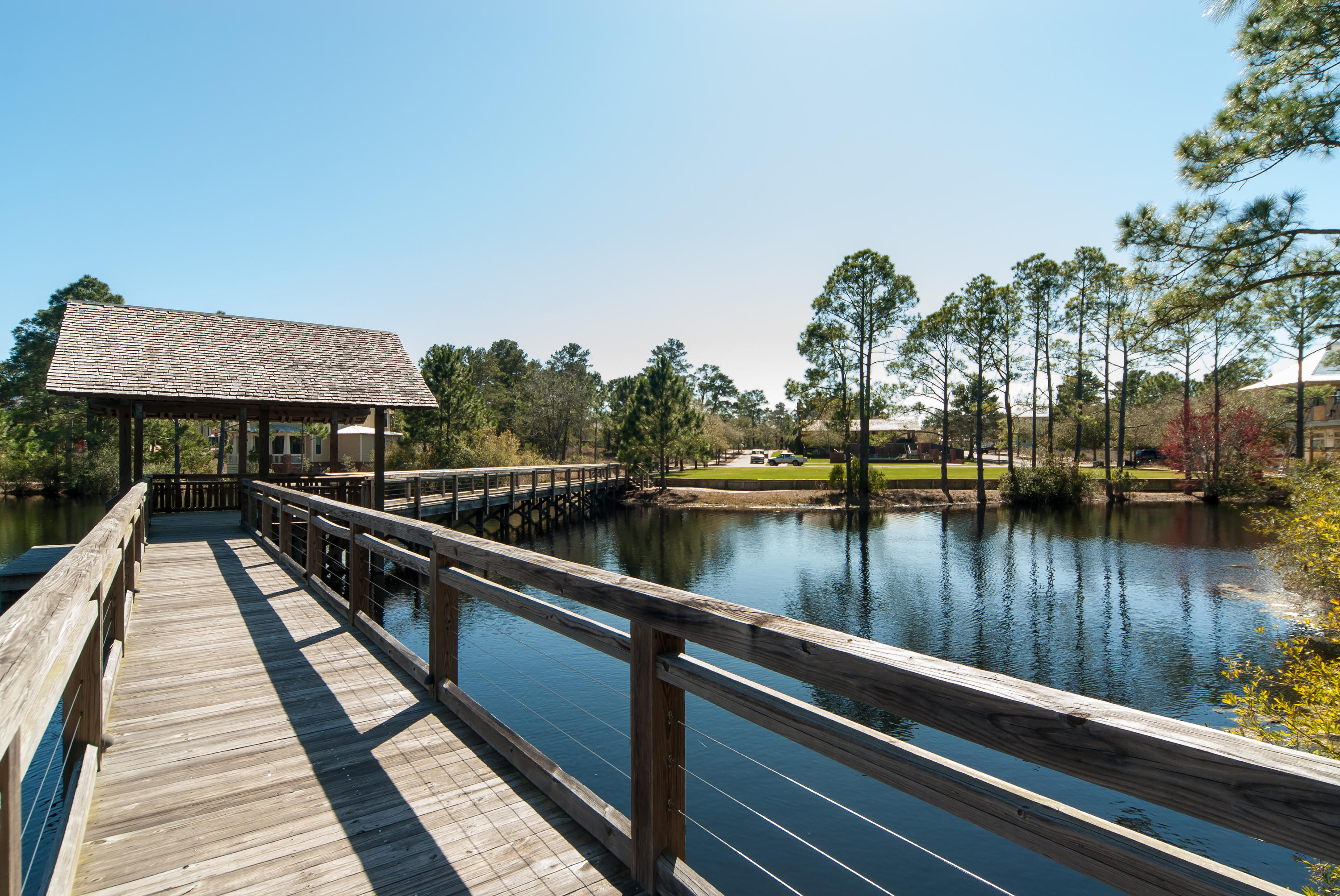 FOREST LAKES - Land