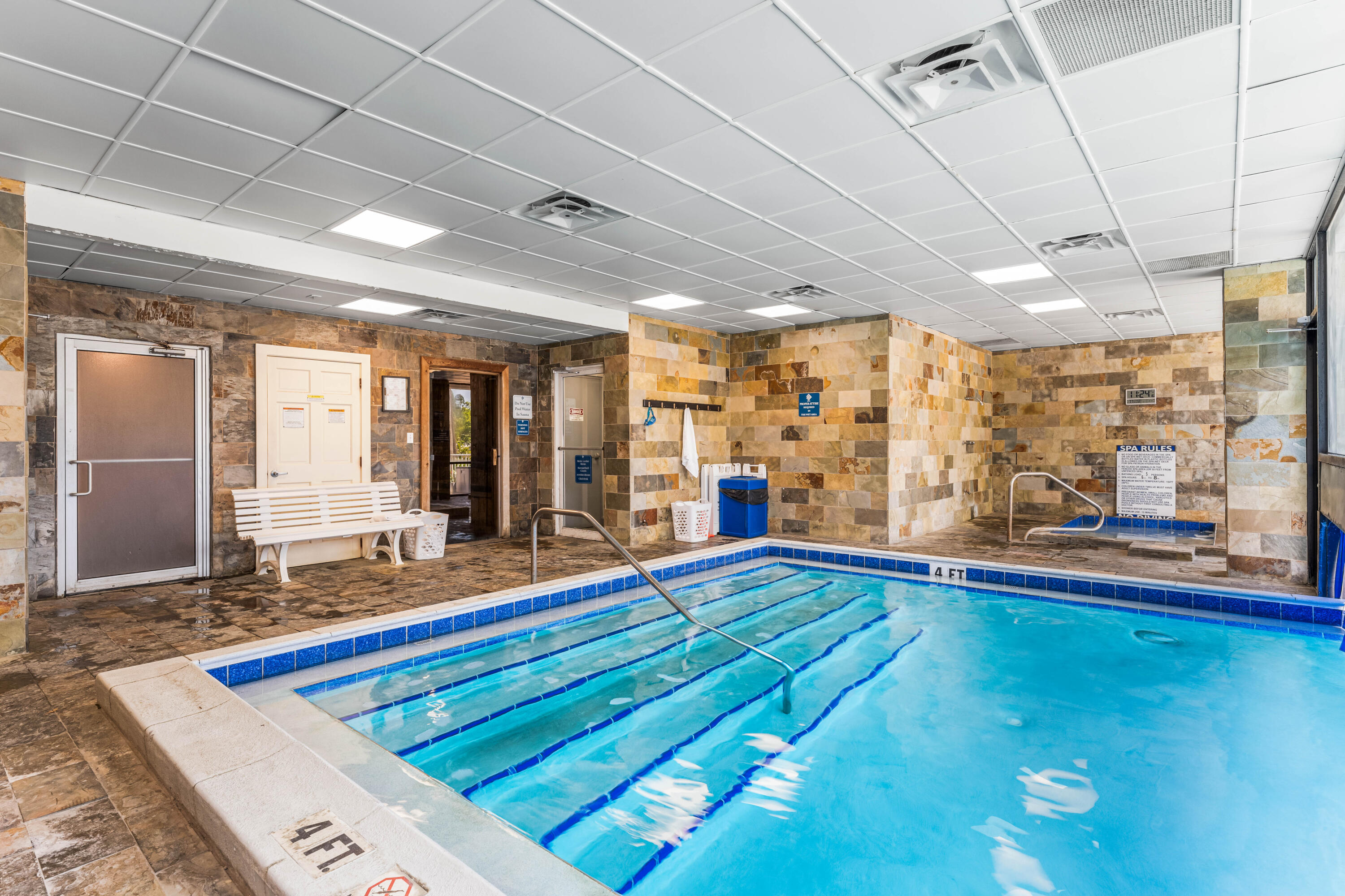 SUMMIT AT TOPS'L (THE) - Residential