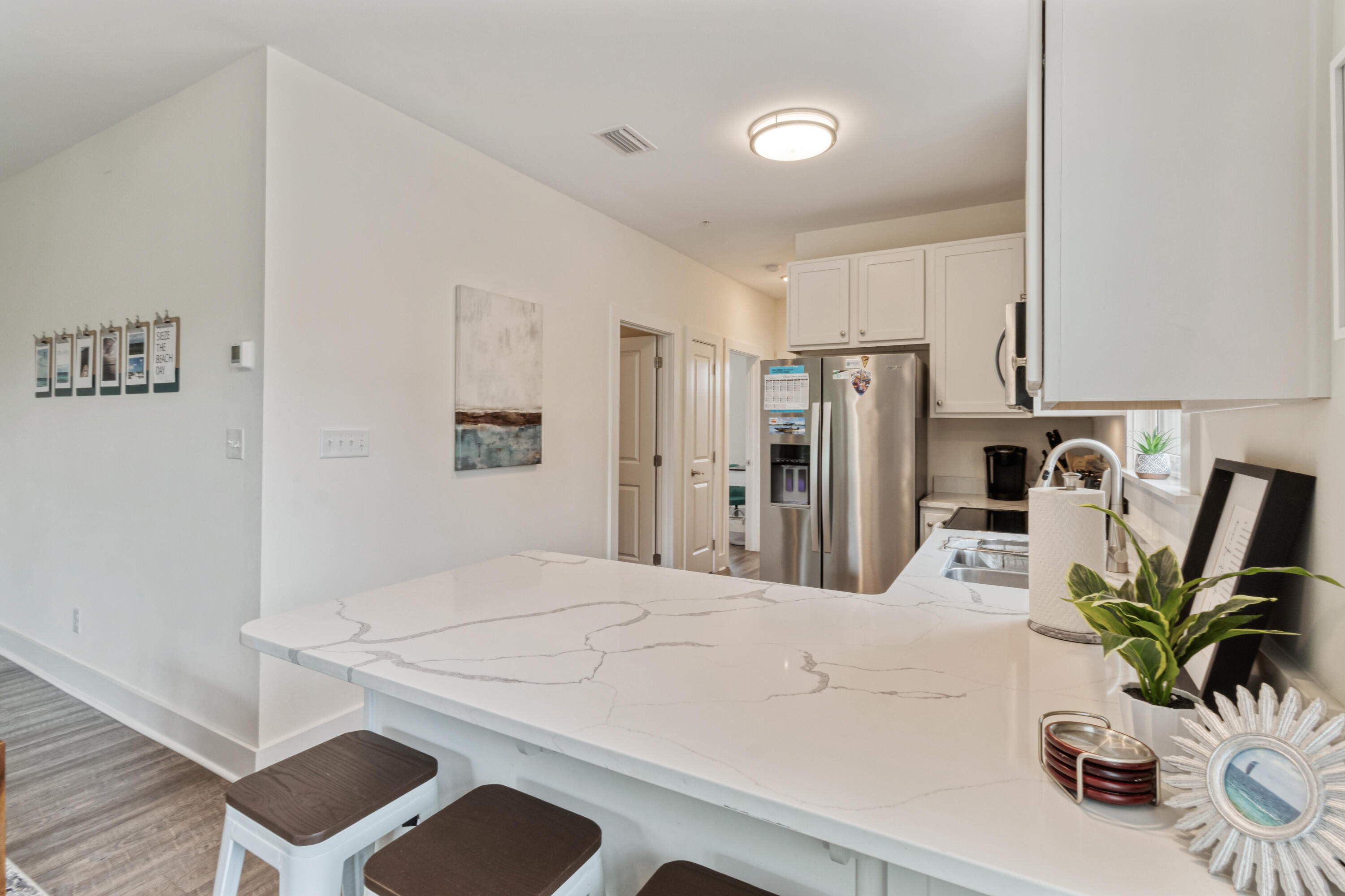 Hidden Lake condominiums - Residential