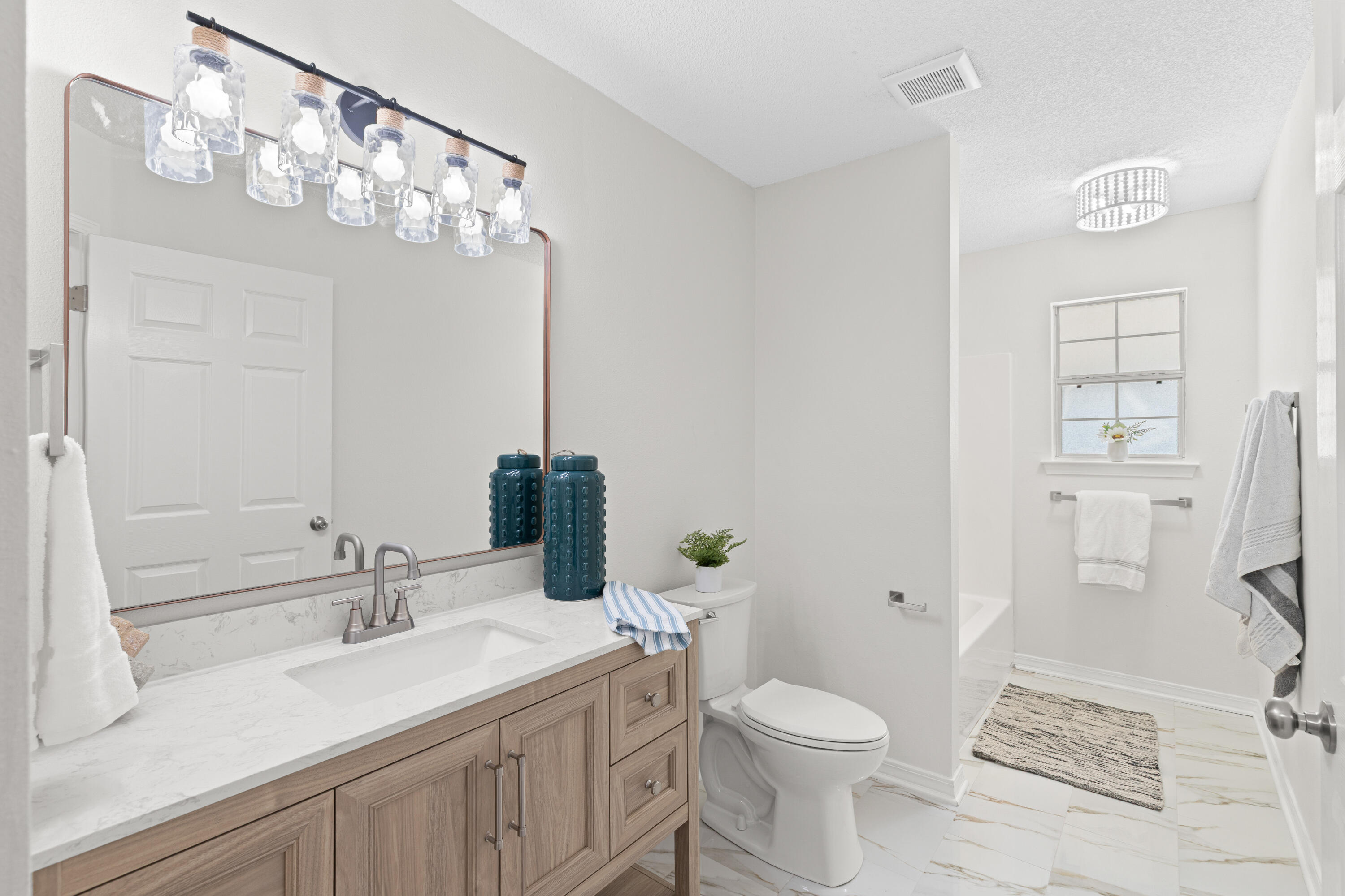 HOLLEY BY THE SEA - Residential