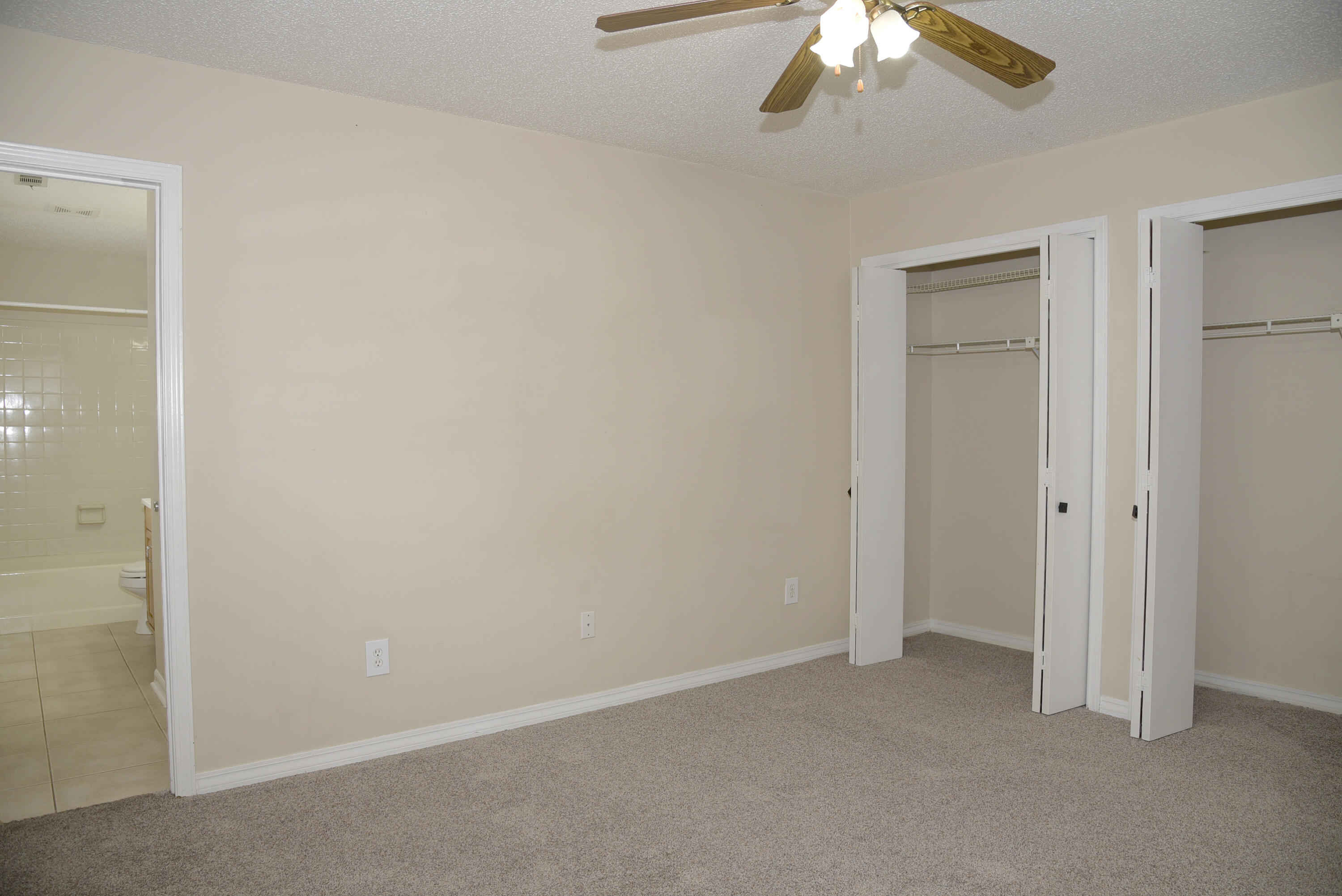 BLUE PINE VILLAGE AMENDED LOT 13 BLK A - Residential Lease