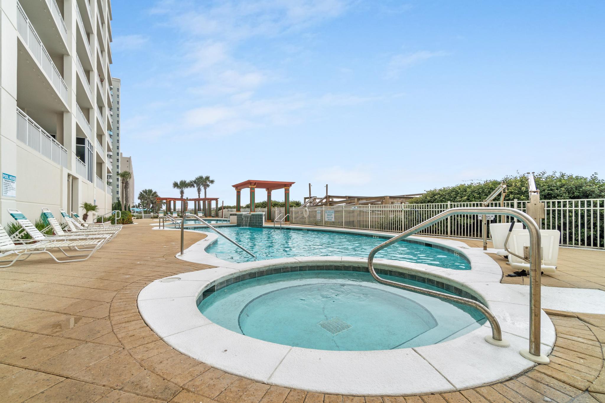 PEARL OF NAVARRE (THE) - Residential
