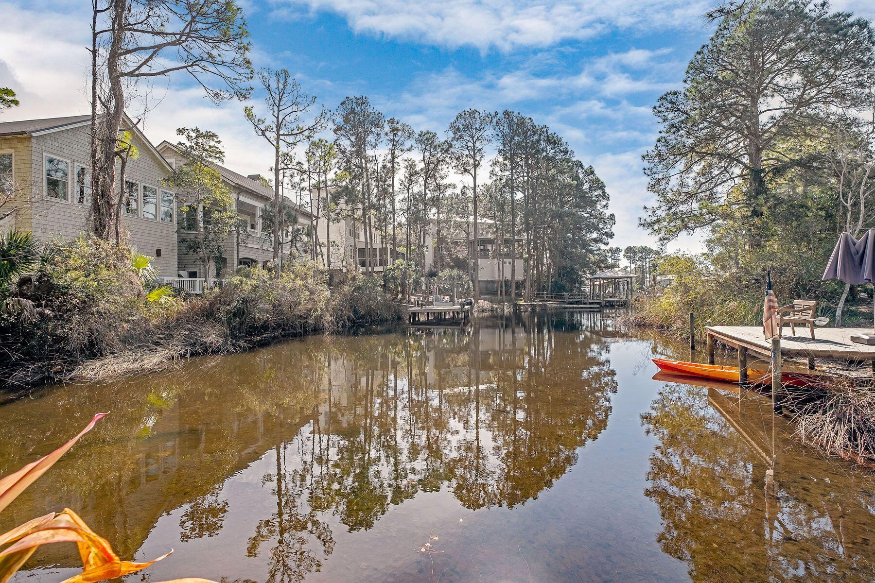 LAKEWOOD POINTE ESTATES - Residential