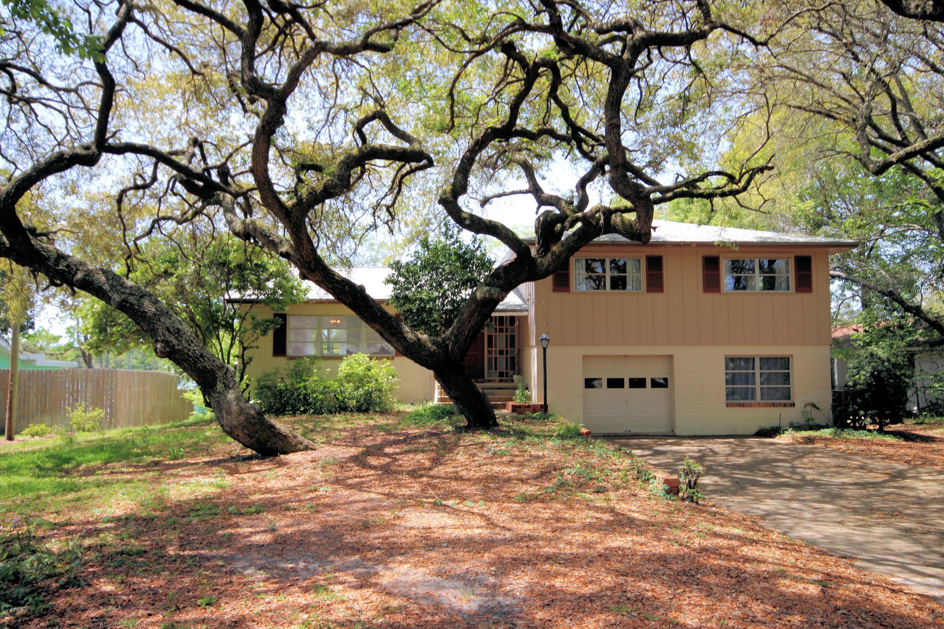 BELLA VISTA ESTATES - Residential