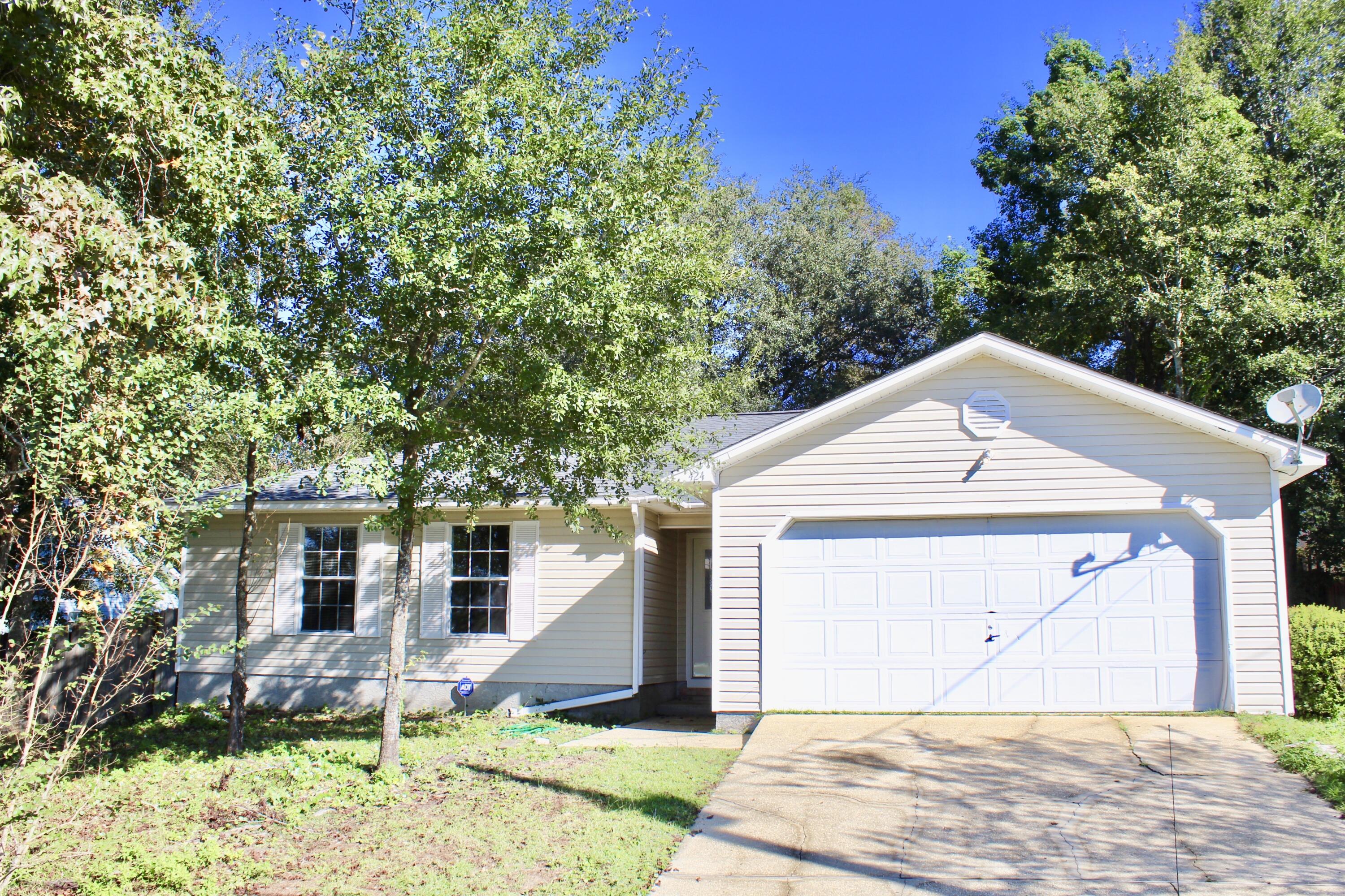 Looking for a short term rental 3 to 6 months look no further. South Crestview 3 bedroom, 2 bath home with 2 car garage. Interior paint in Aug 2021, new carpet 2021, new range 2020, new HVAC 2019 and a new roof Oct 2021. this home is move in ready with fenced backyard and open patio to enjoy grilling and entertaining!