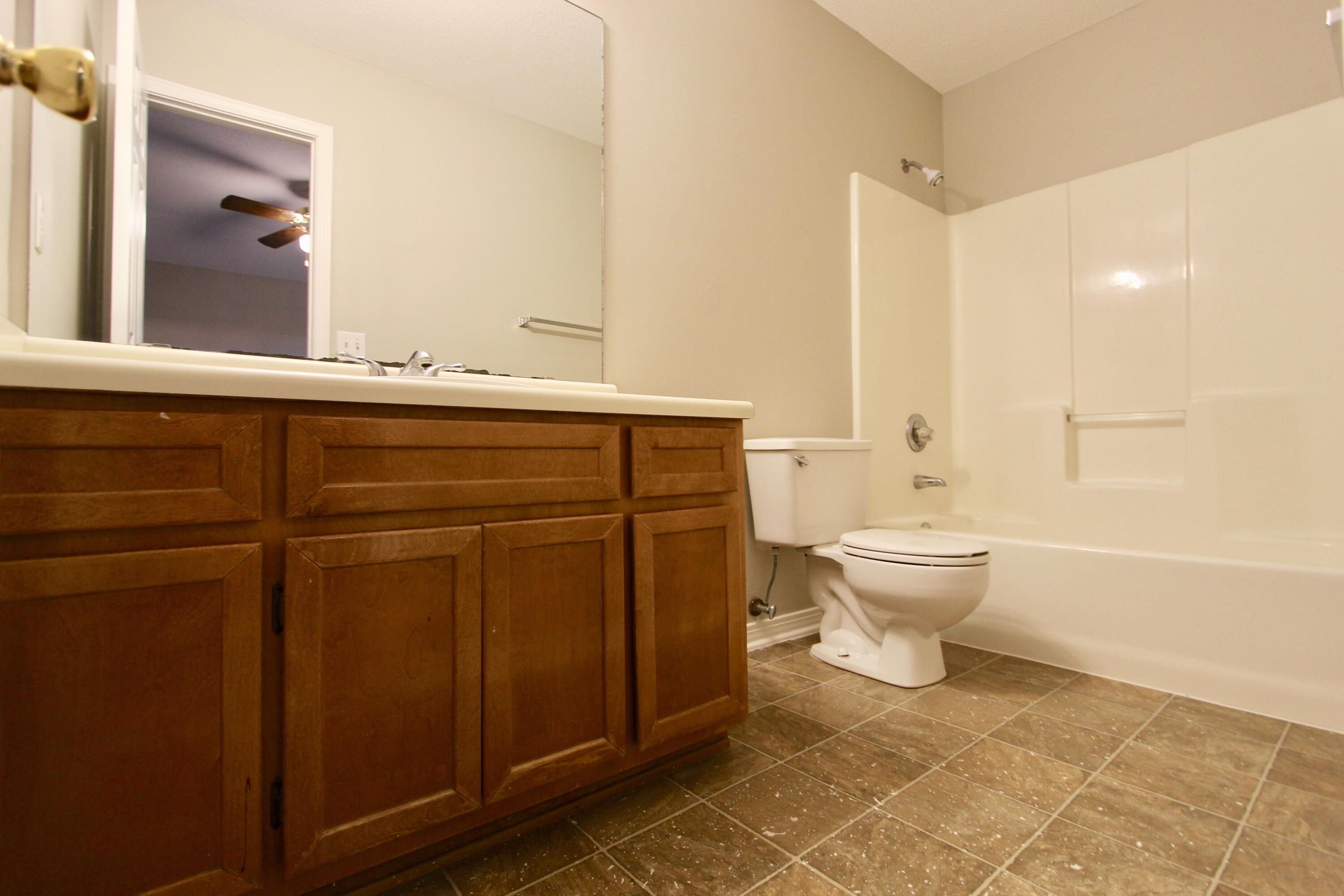 SOUTHVIEW ESTATES PH 2 - Residential Lease