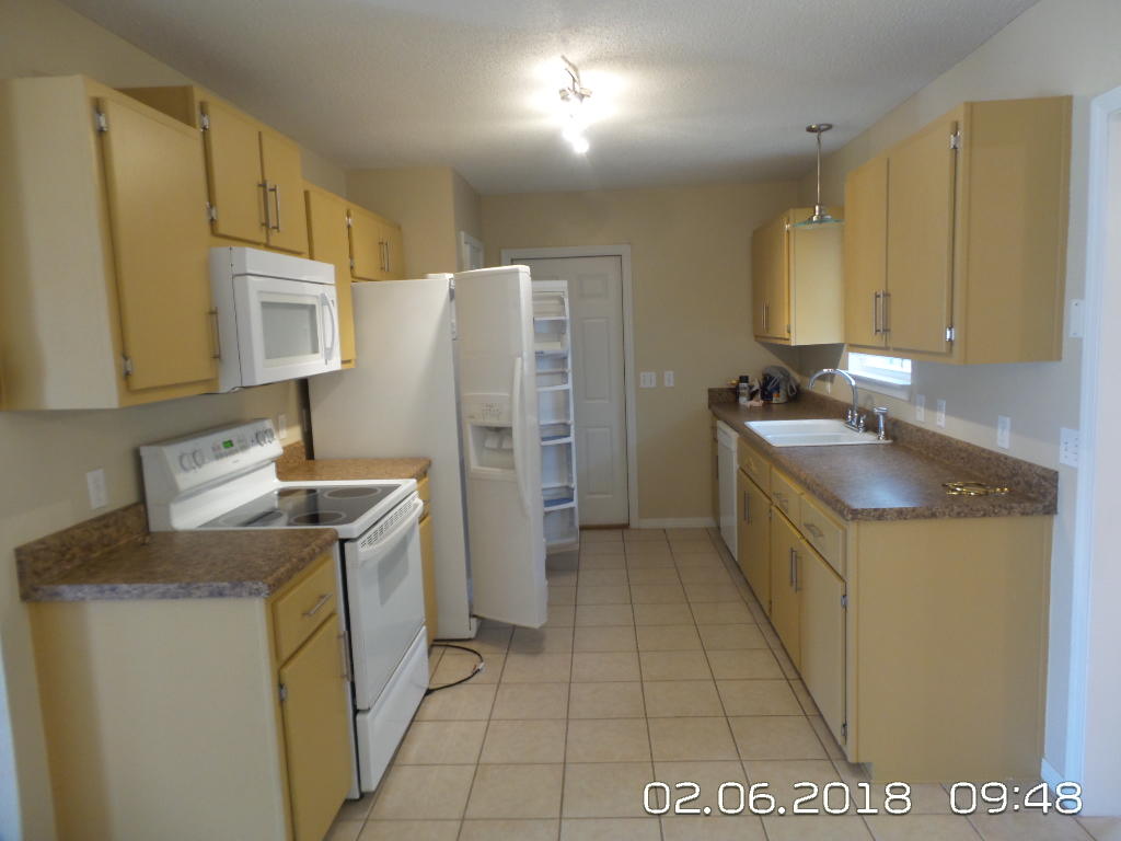 APLIN HEIGHTS S/D PH 1 - Residential Lease