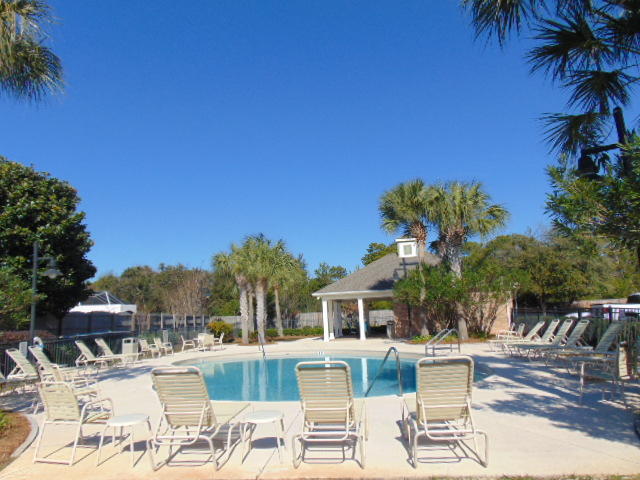DIAMOND LAKES - Residential Lease