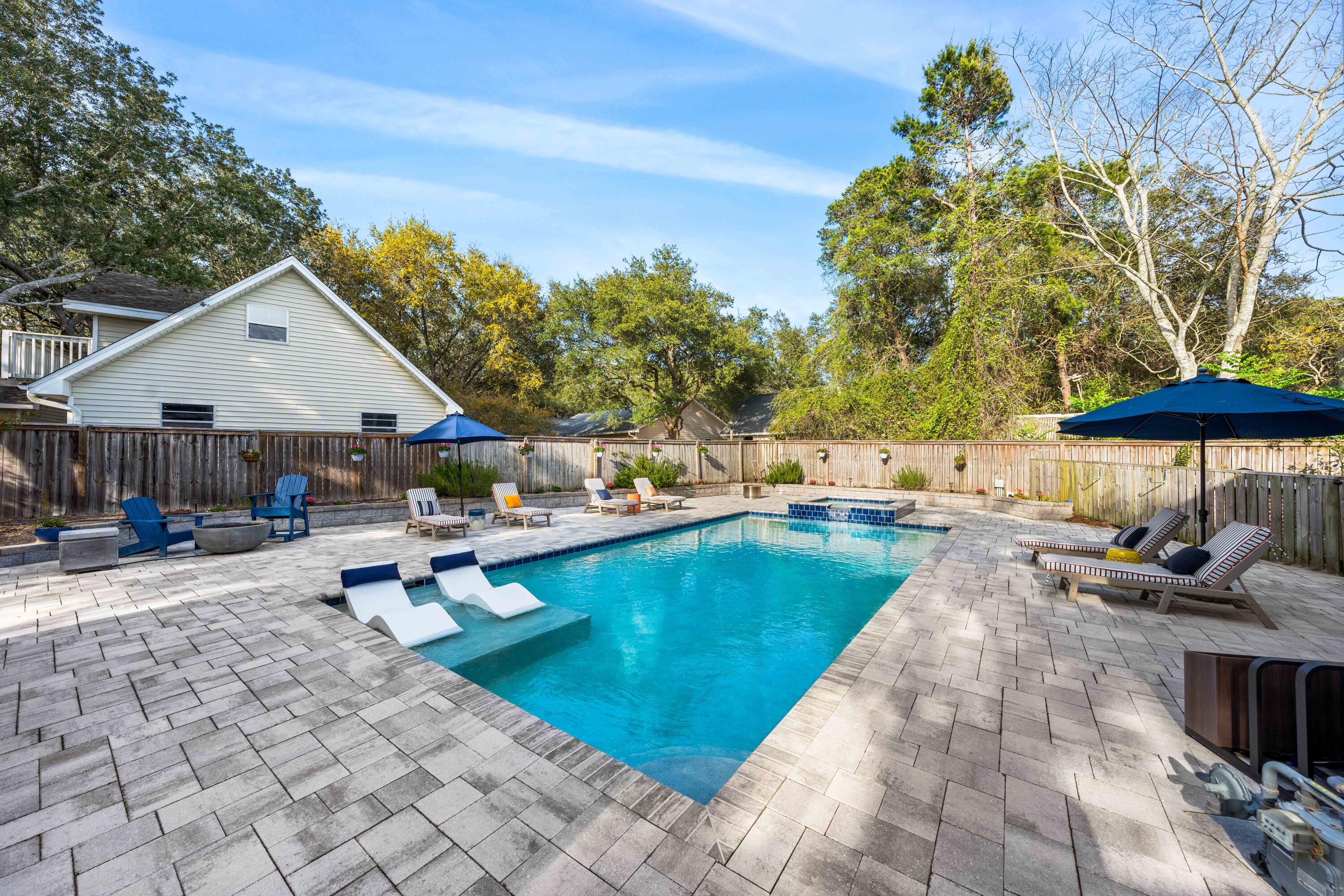 BEACH HIGHLANDS - Residential