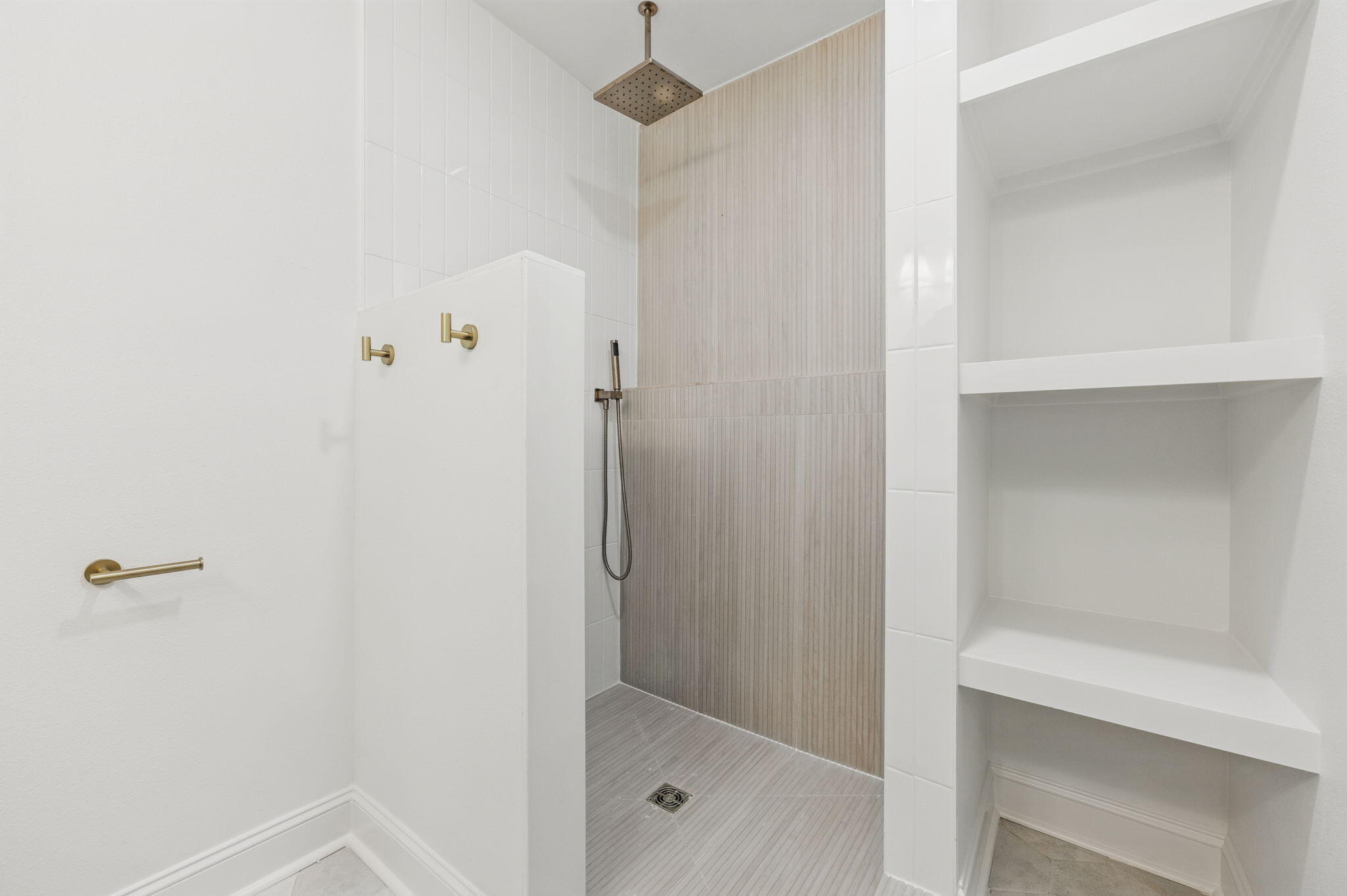 CHELSEA WOODS - Residential