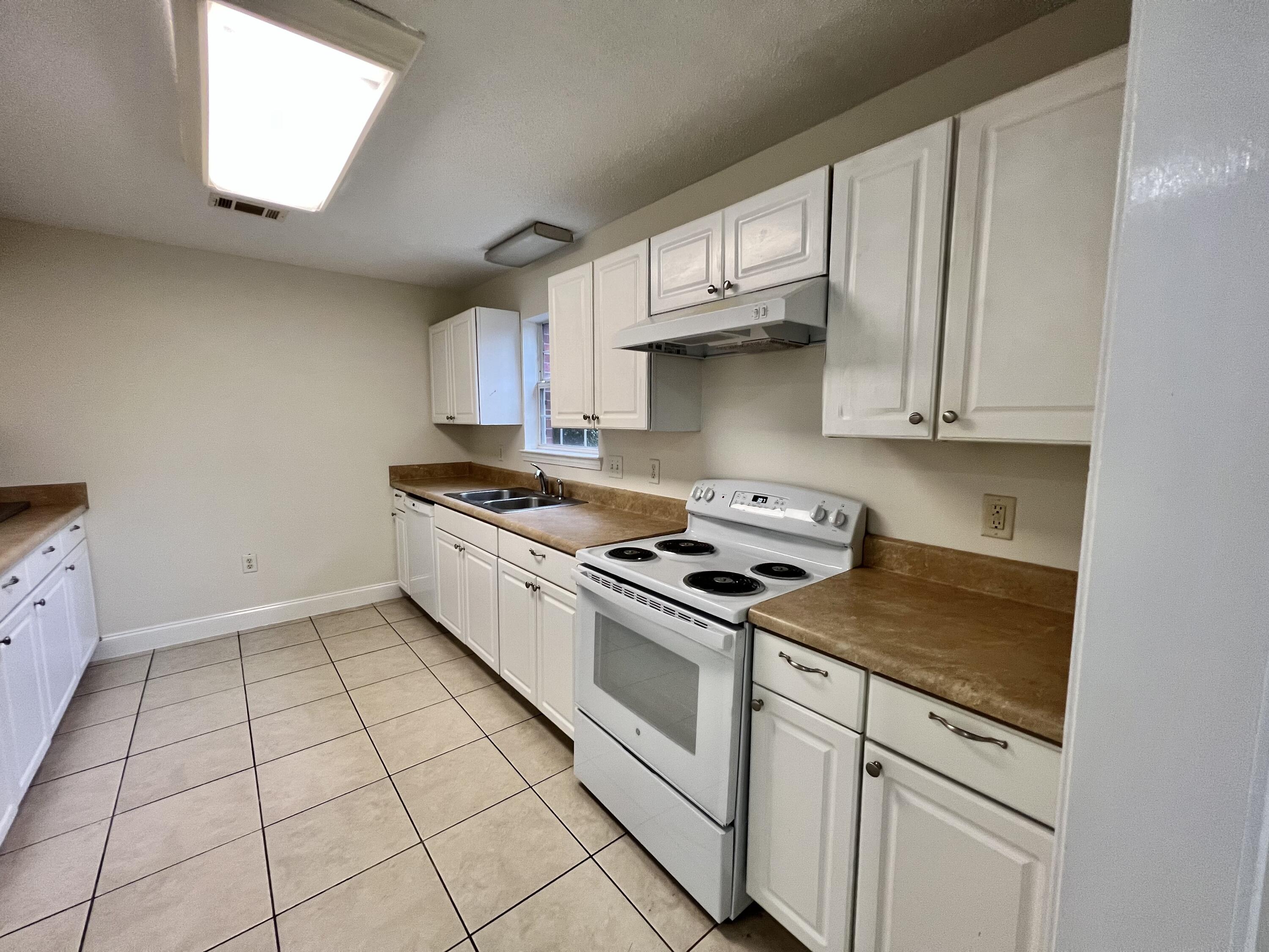 GARTMAN T/H - Residential Lease