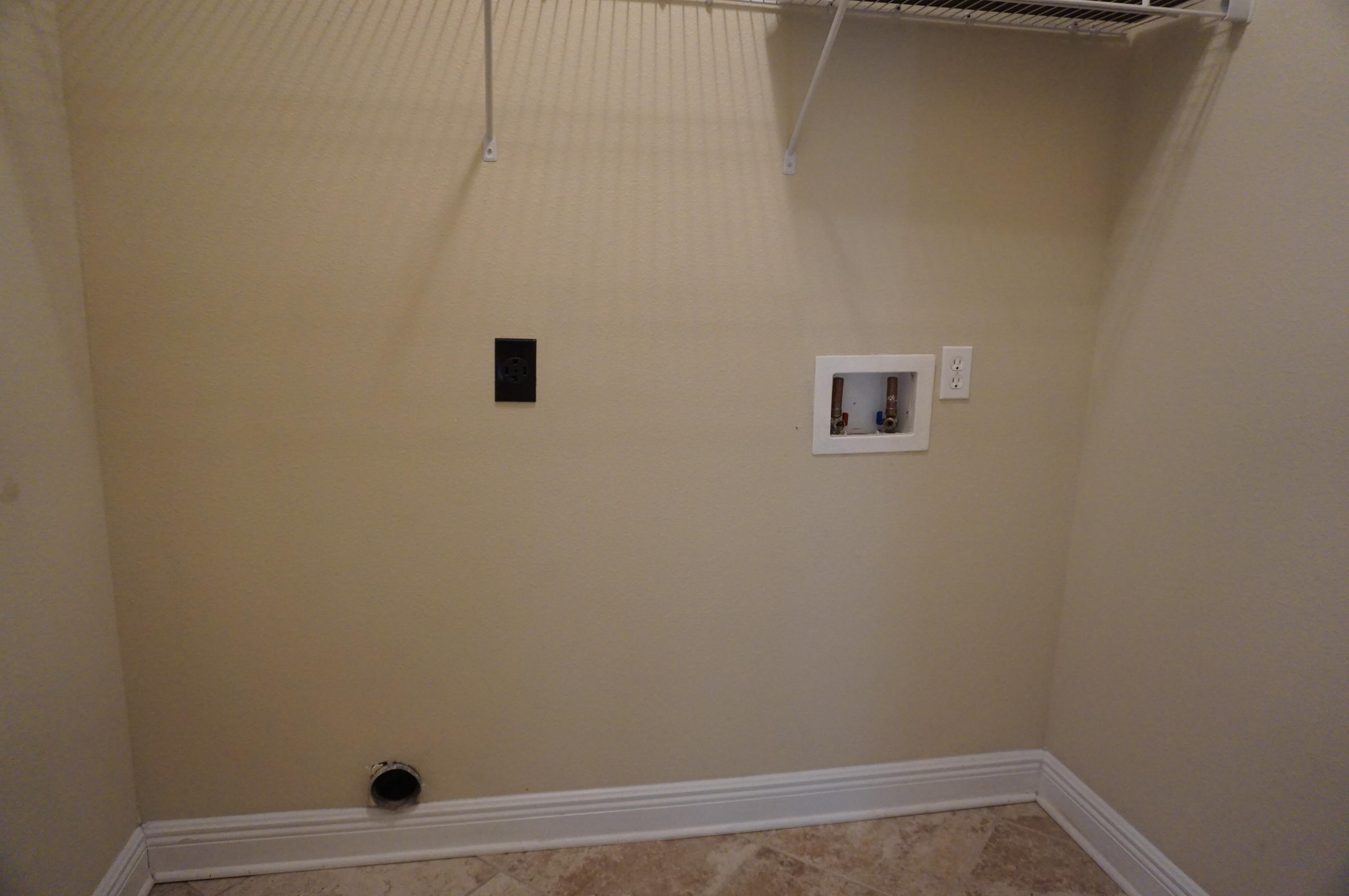 ROLLING RIDGE - Residential Lease
