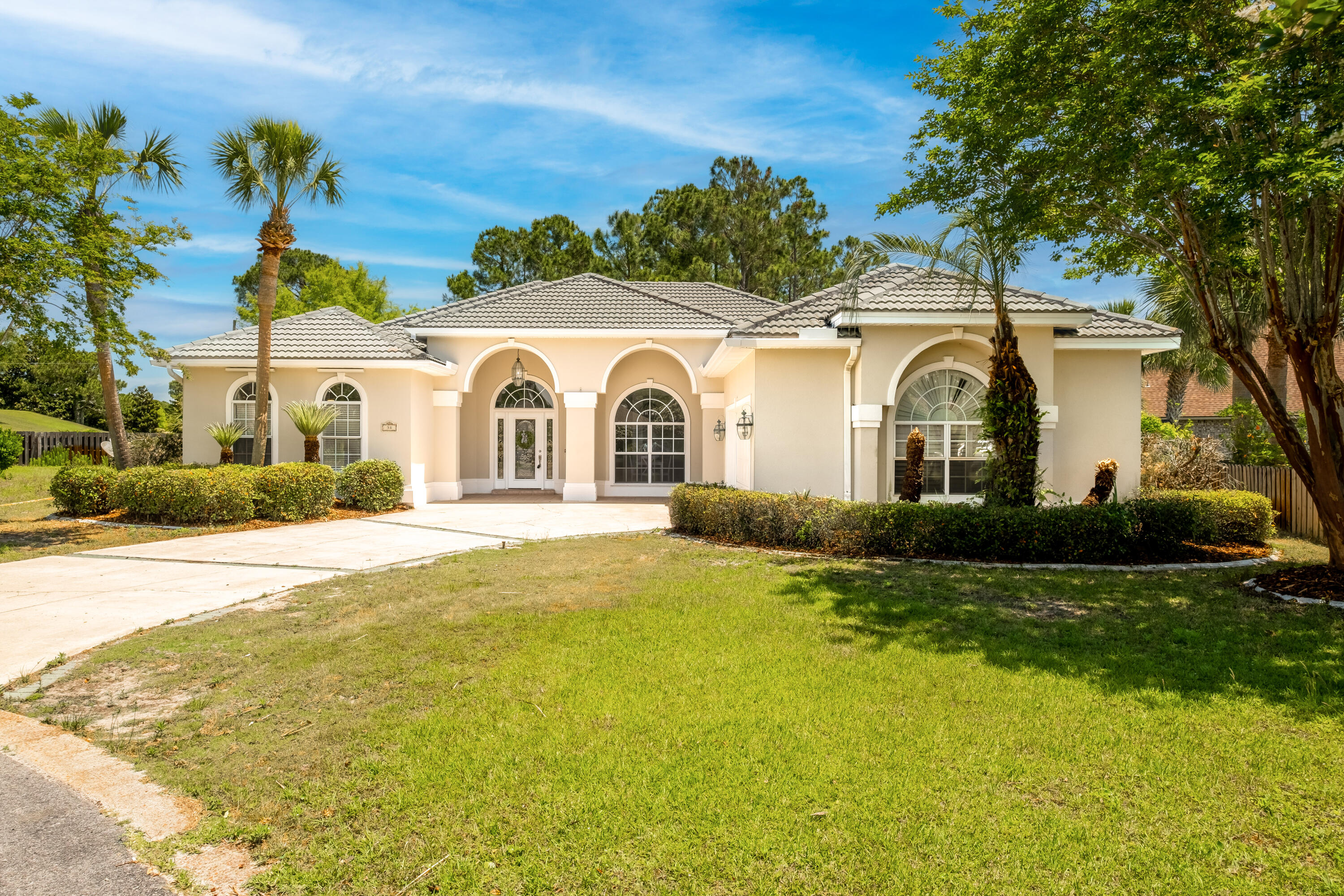BAYWINDS GOLF ESTATES PH 3 - Residential