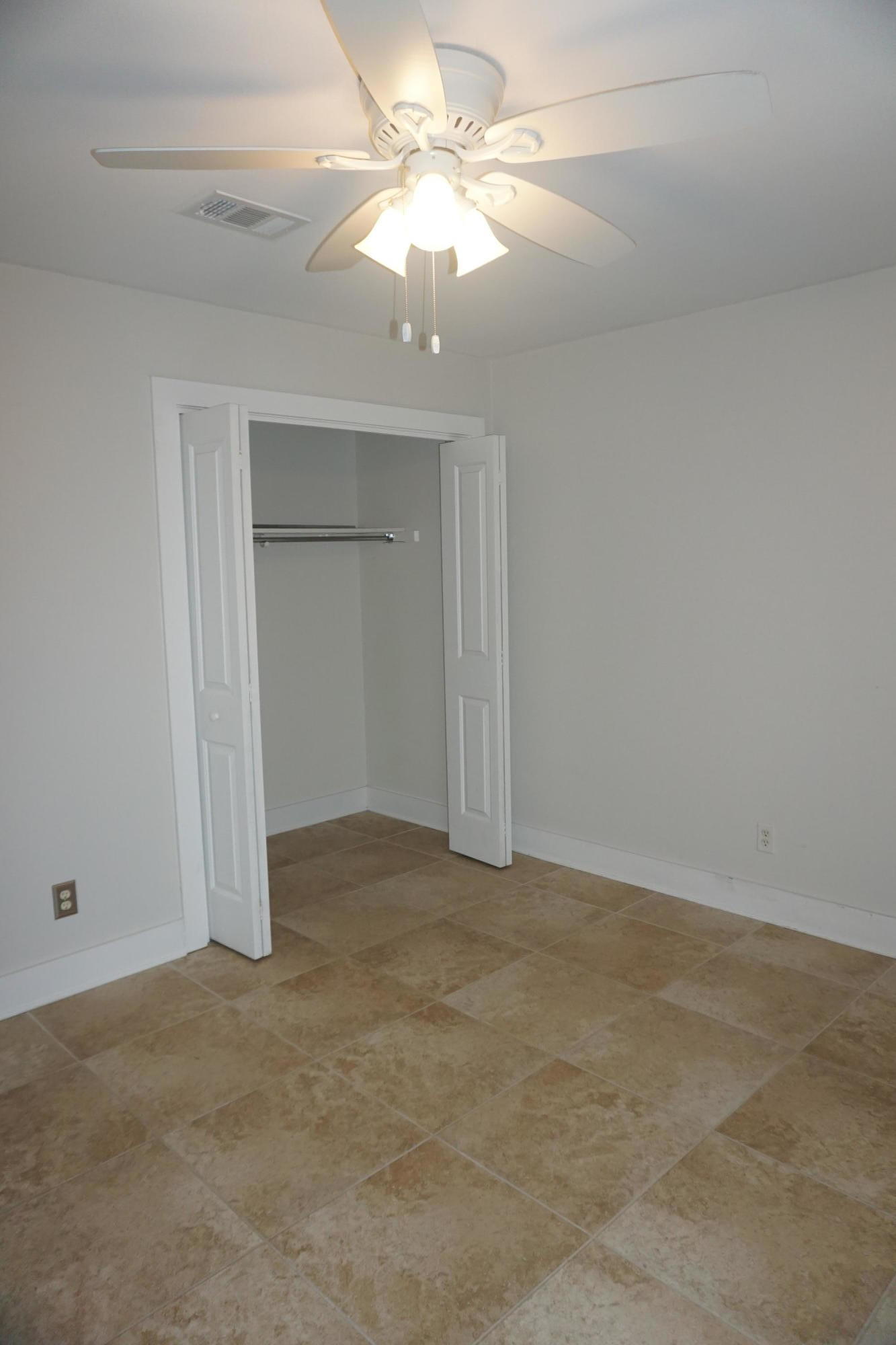 SANTA ROSA SHORES - Residential Lease