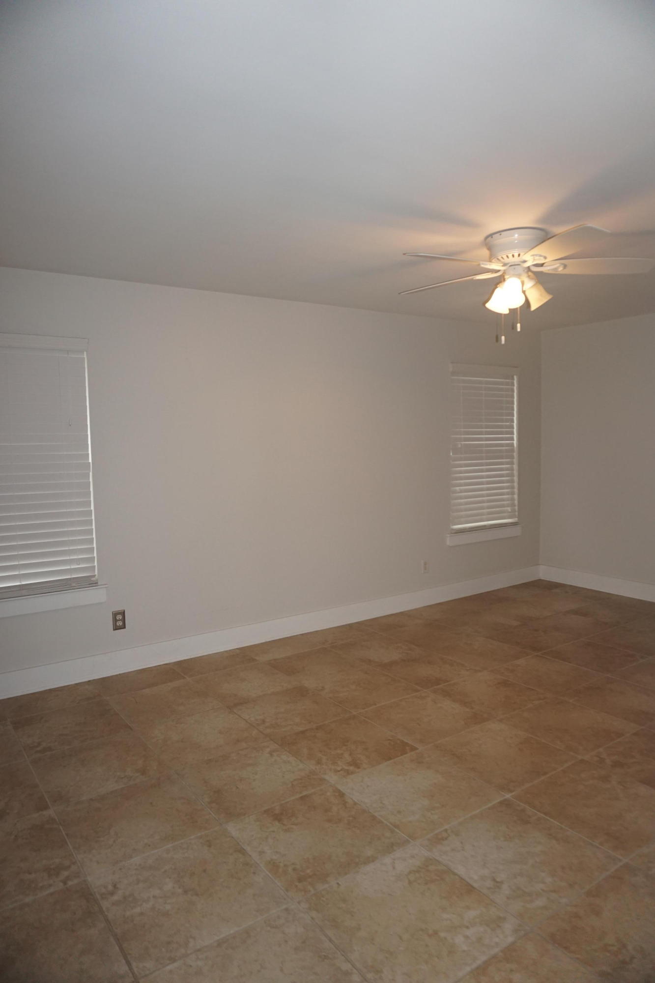 SANTA ROSA SHORES - Residential Lease