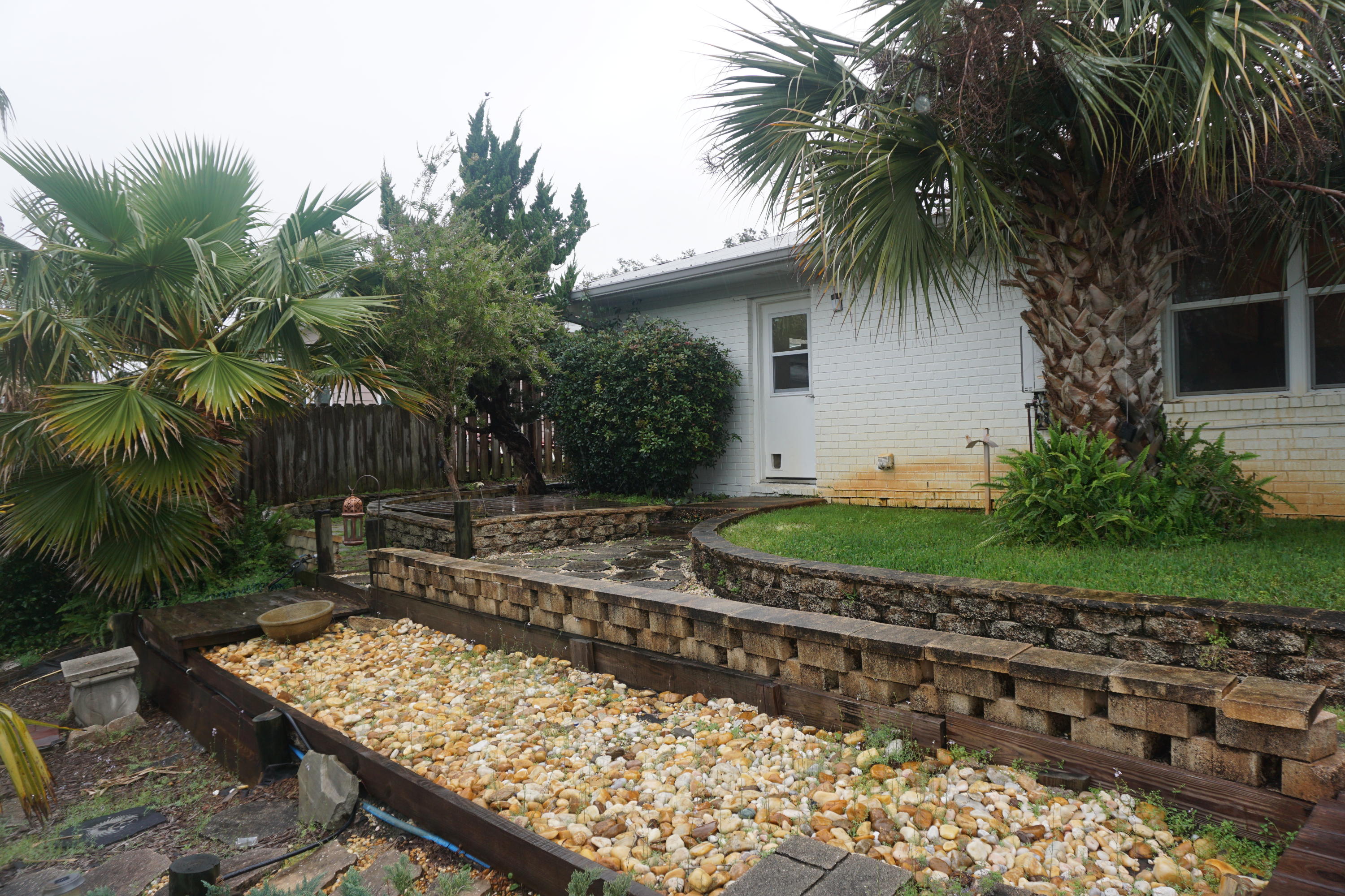 SANTA ROSA SHORES - Residential Lease