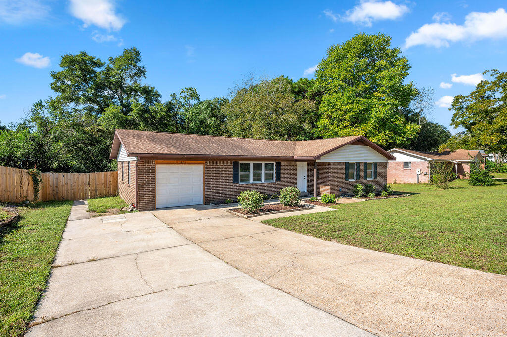 PINE LAKE S/D - Residential