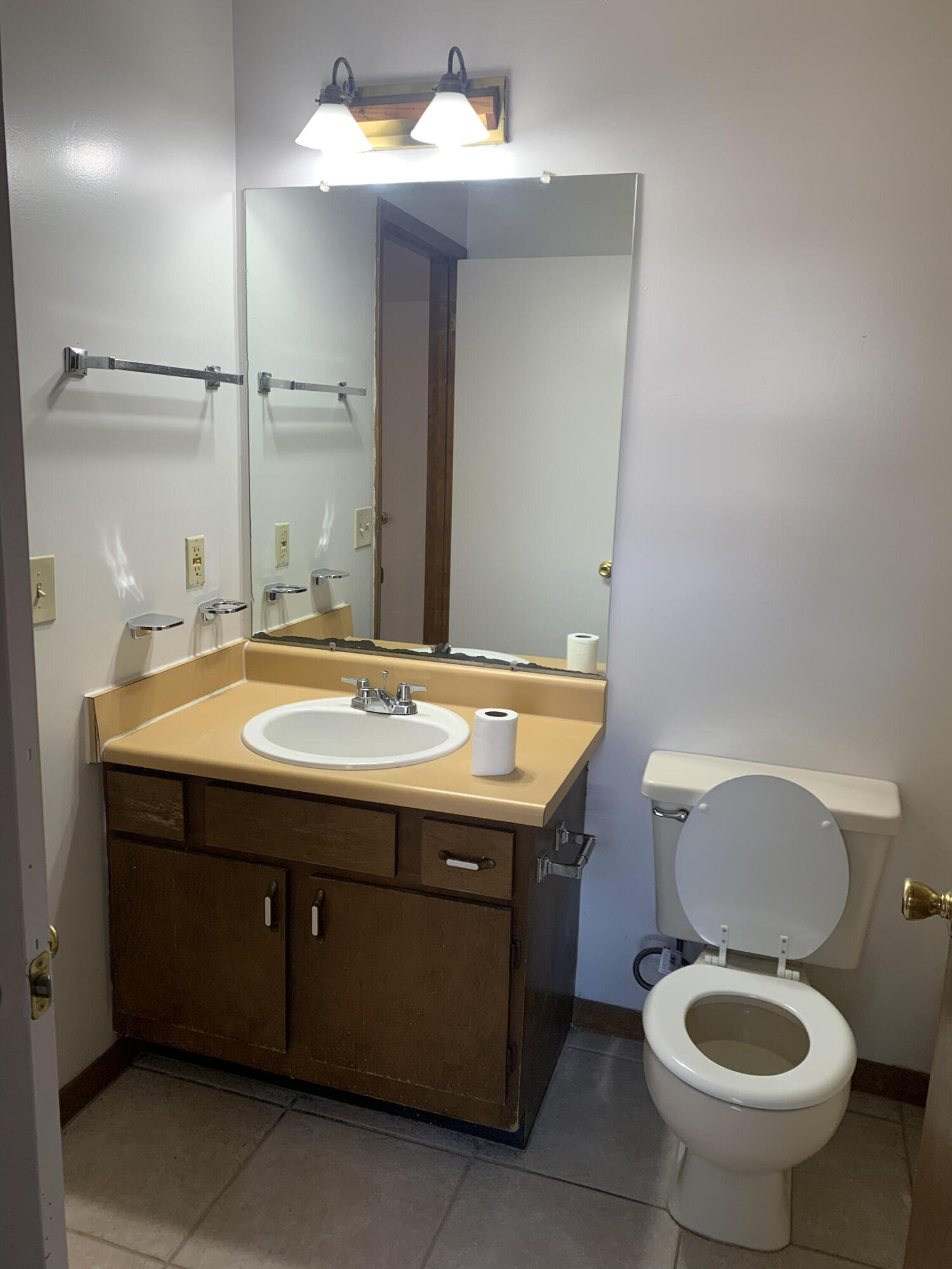 SCOTTWOOD - Residential Lease