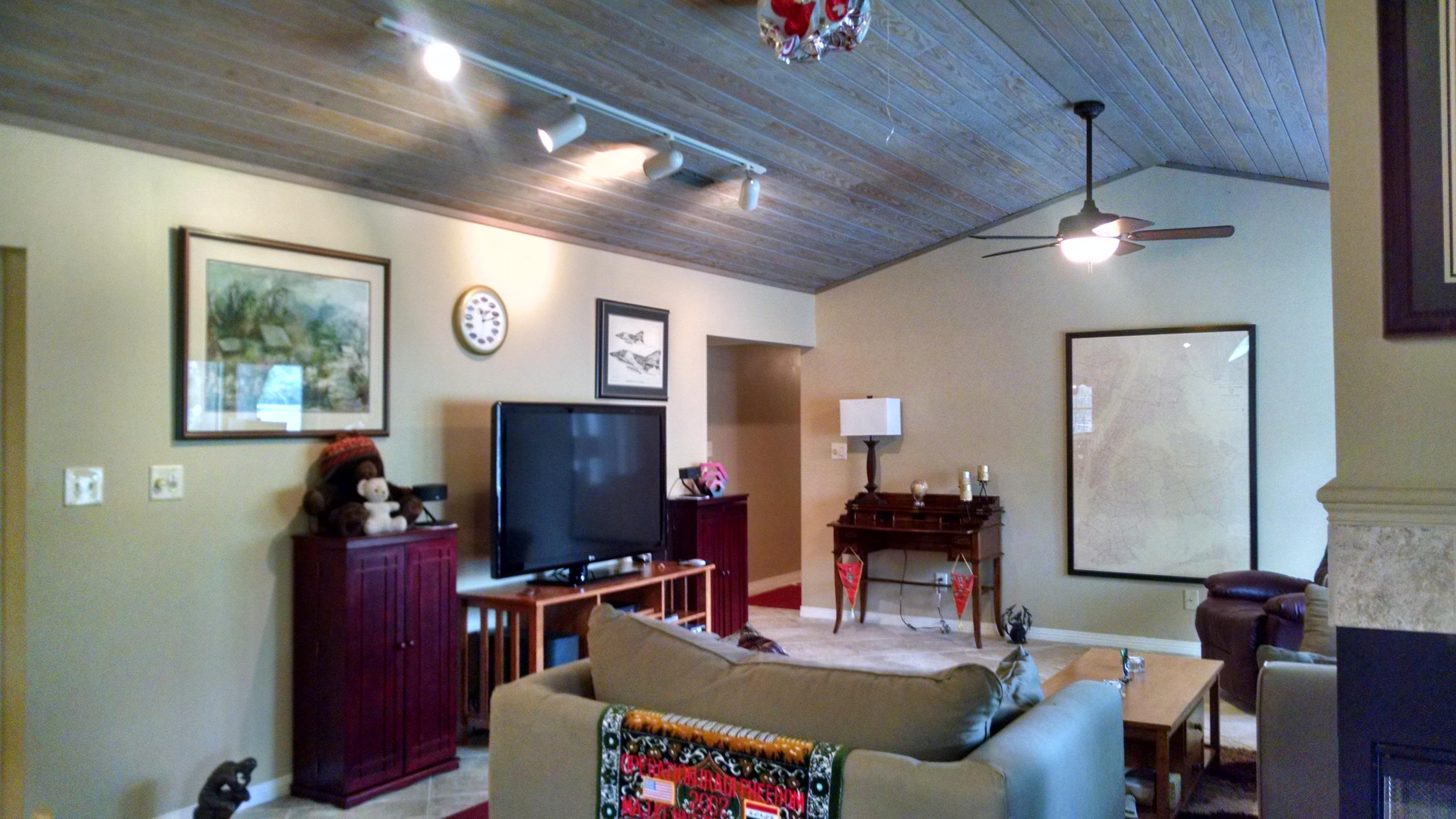 EDGEWATER VILLAGE - Residential Lease