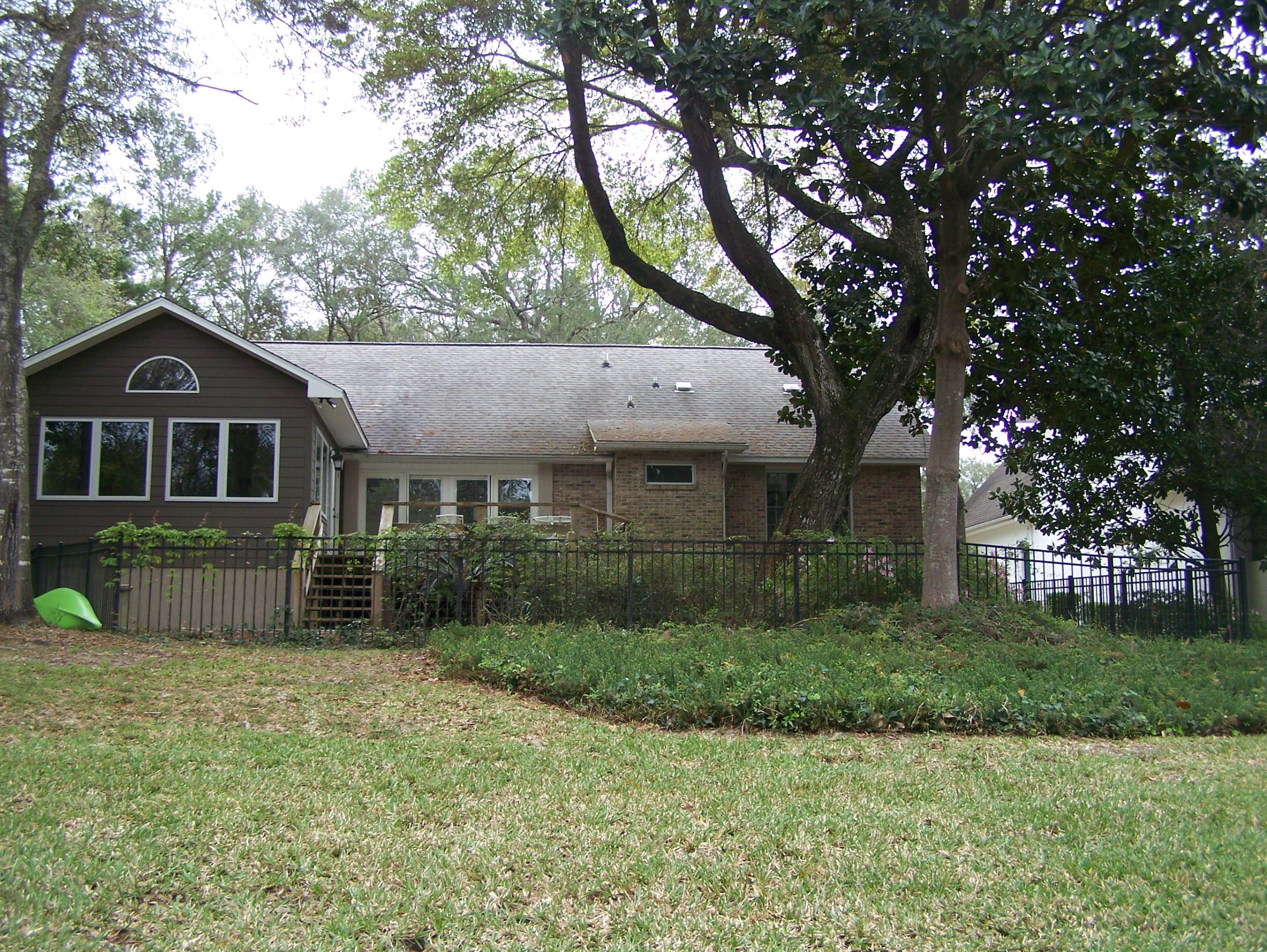 EDGEWATER VILLAGE - Residential Lease