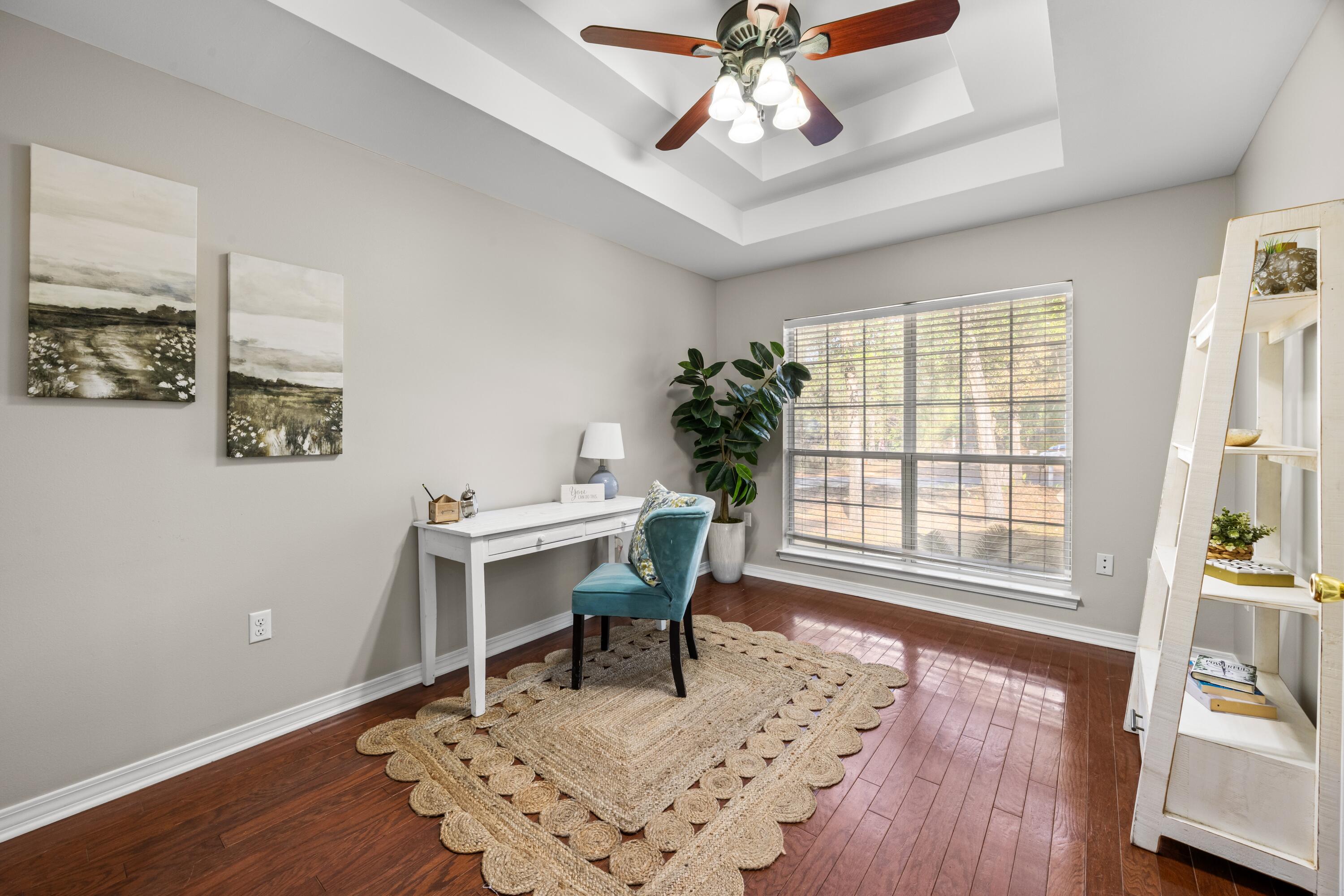 COUNTRY CLUB ESTATES 1 OF CRESTVIEW - Residential
