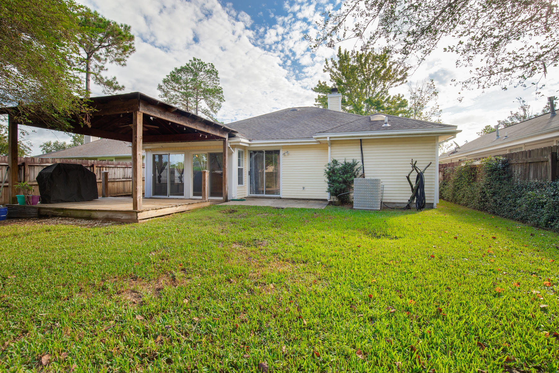 HIDDEN TRAILS PH 2 - Residential Lease