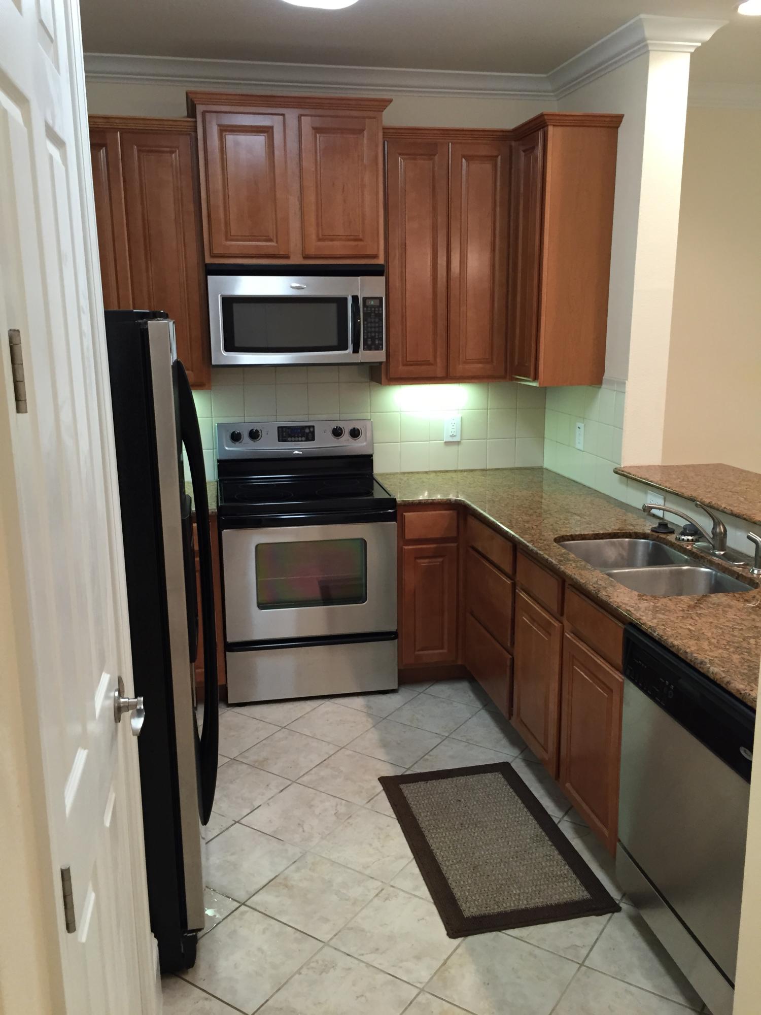EAGLE BAY - Residential Lease