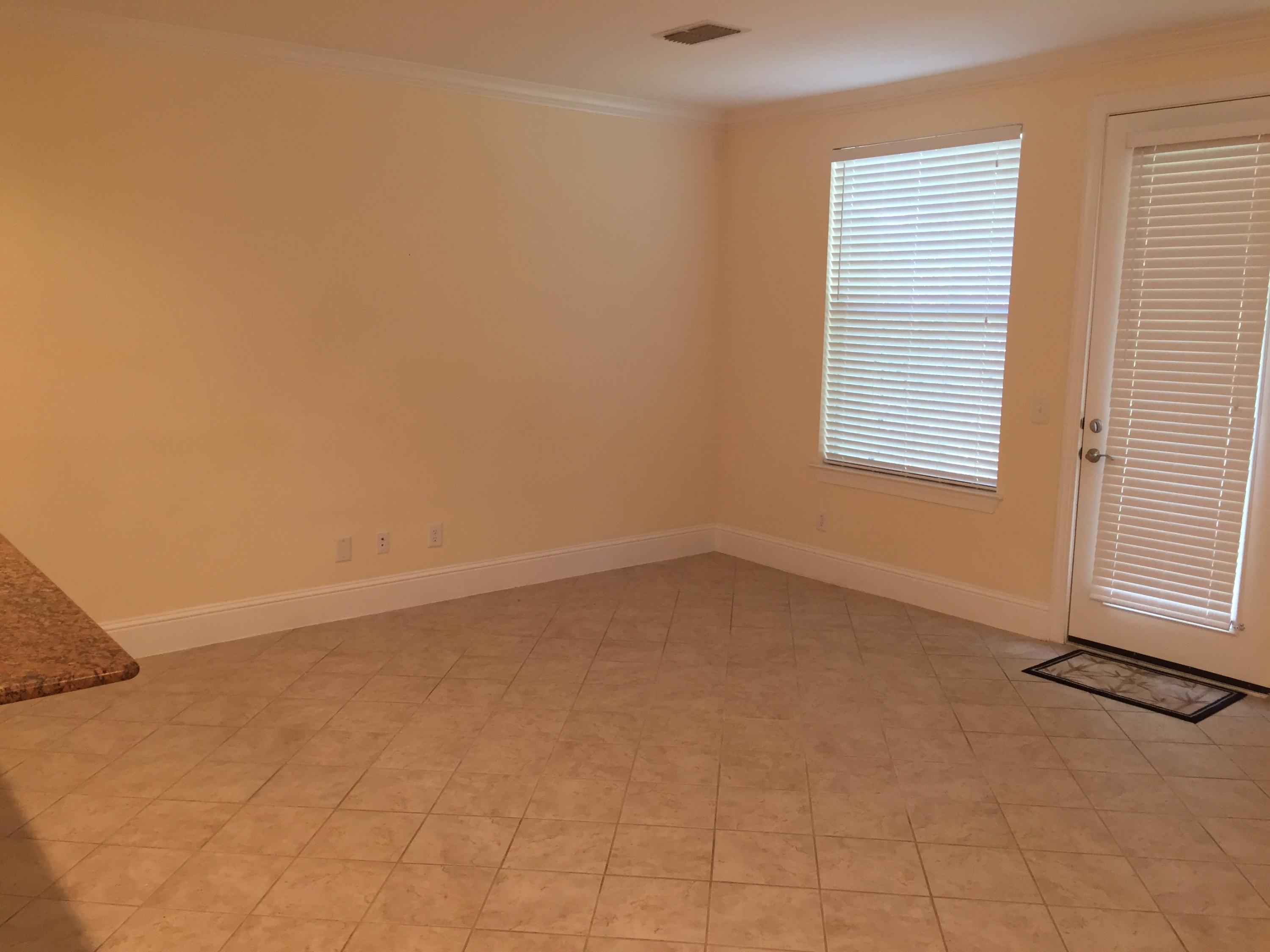 EAGLE BAY - Residential Lease