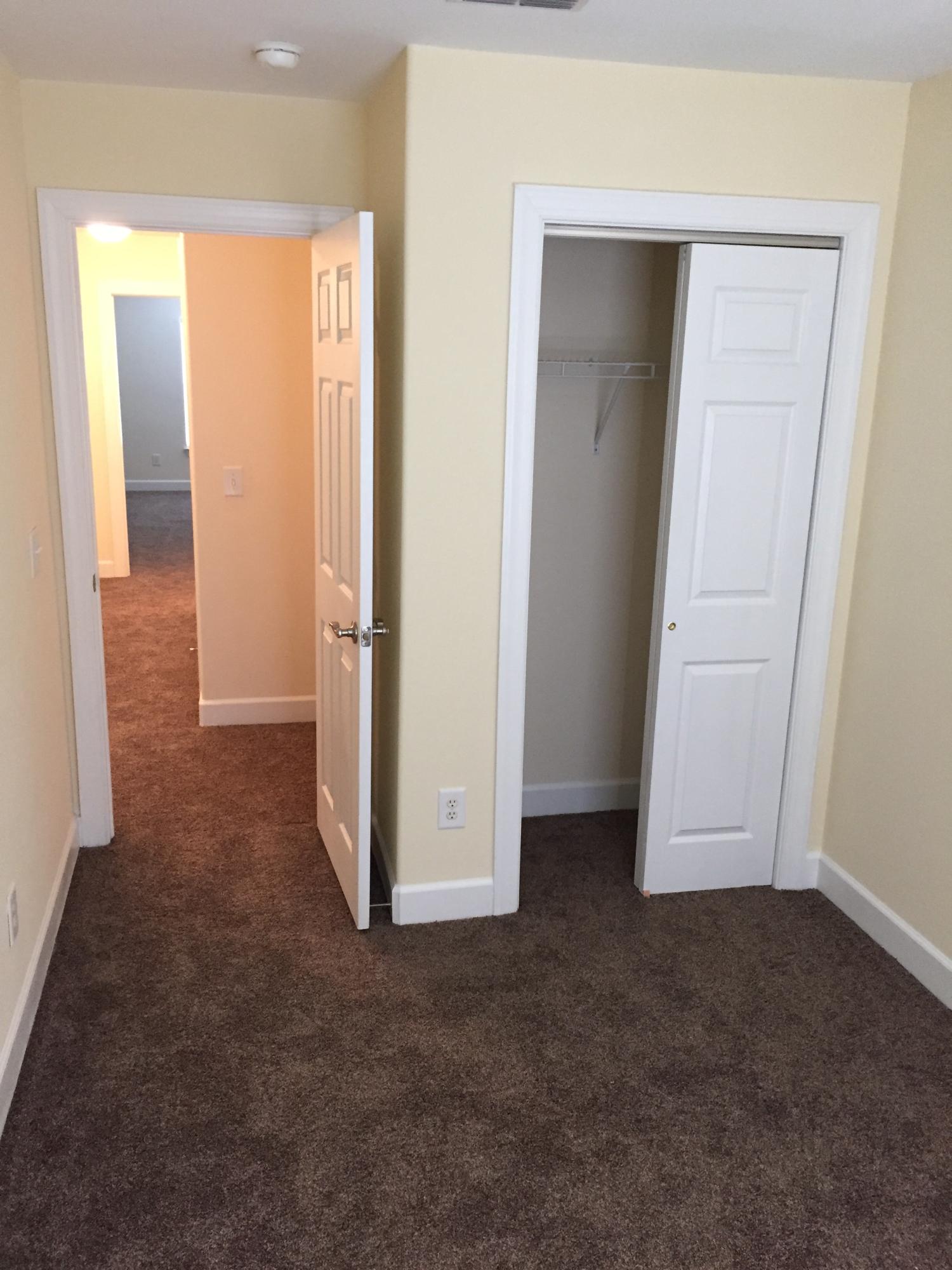 EAGLE BAY - Residential Lease