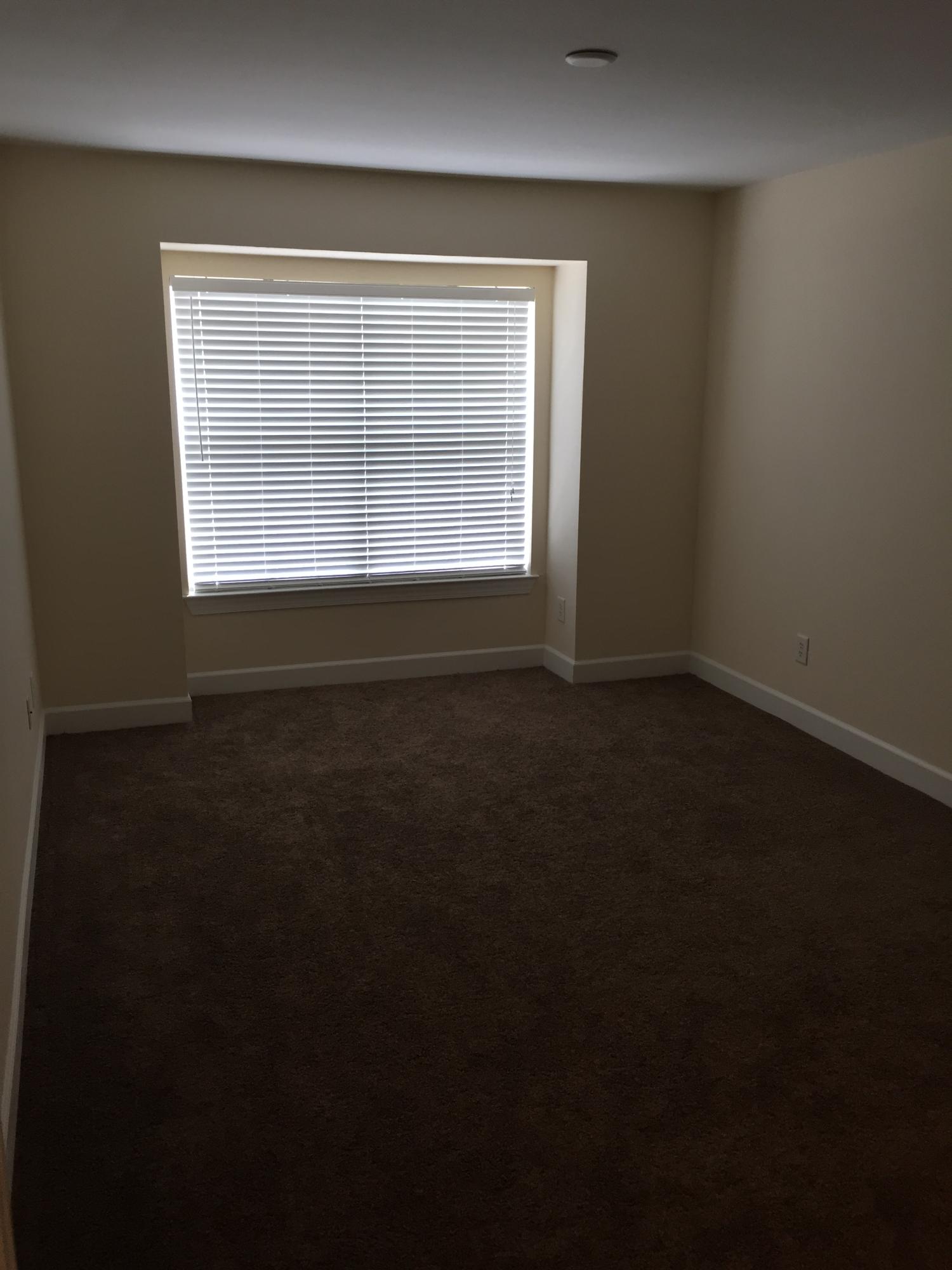 EAGLE BAY - Residential Lease