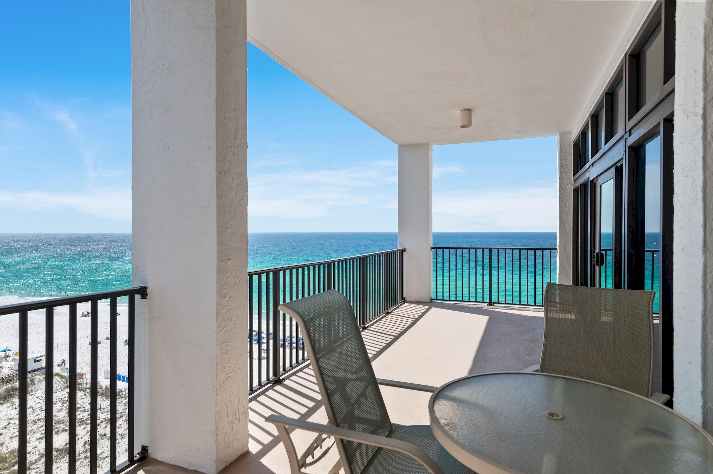 REGENCY TOWERS - Residential