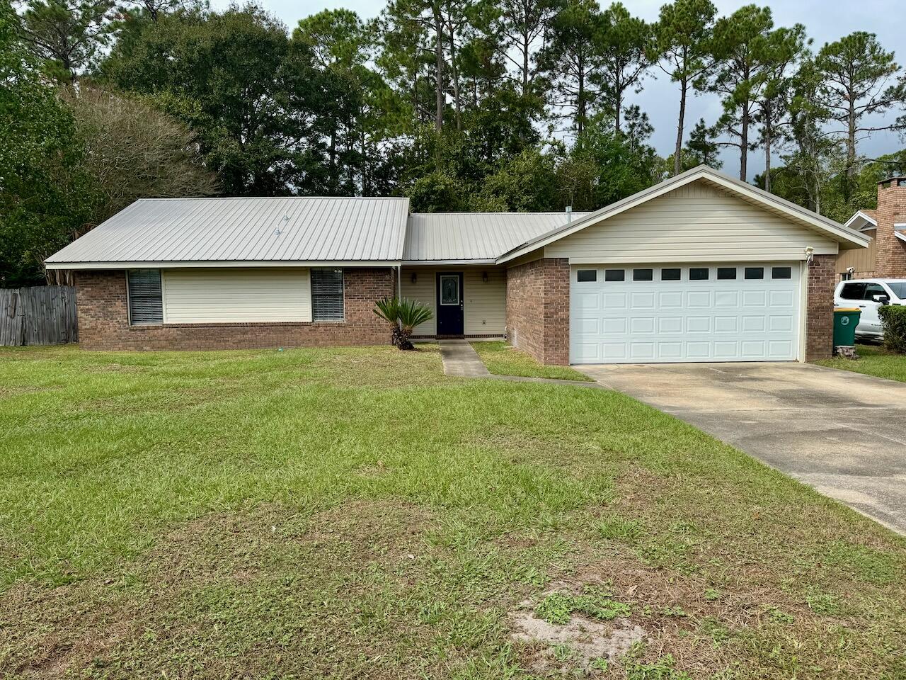 PINEDALE 2ND ADDN - Residential Lease