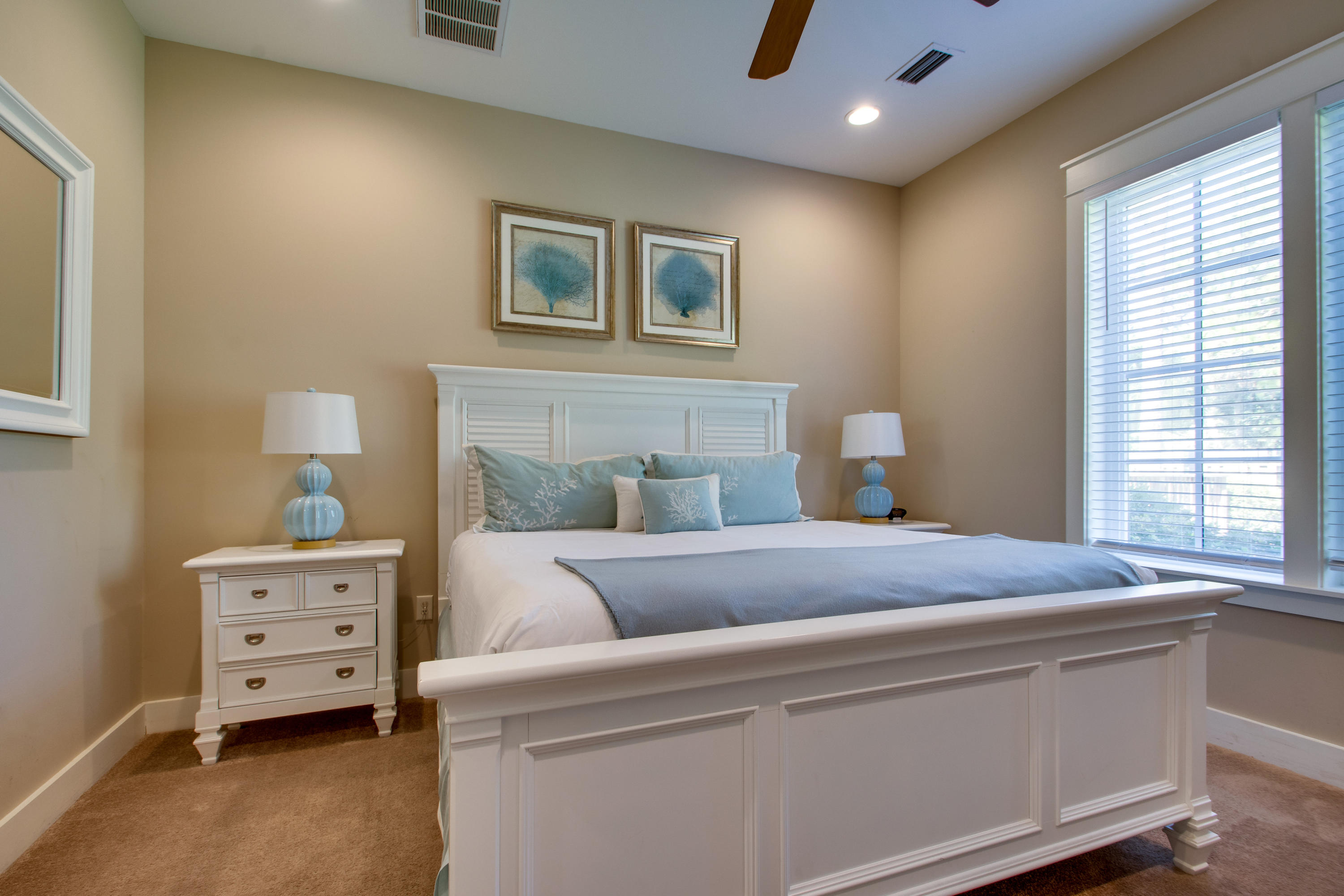 BUNGALOS AT SANDESTIN - Residential