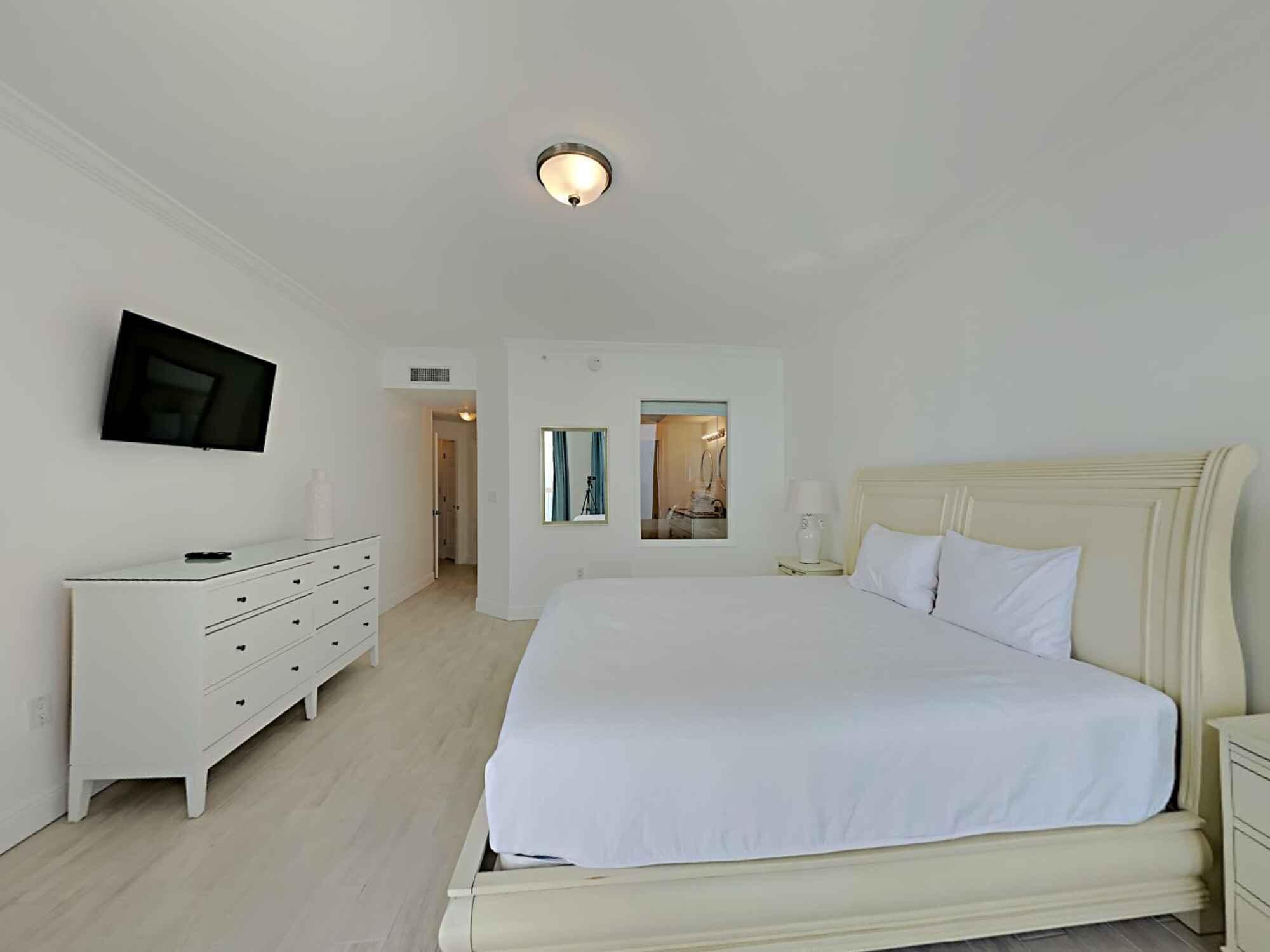 SILVER BEACH TOWERS WEST - Residential